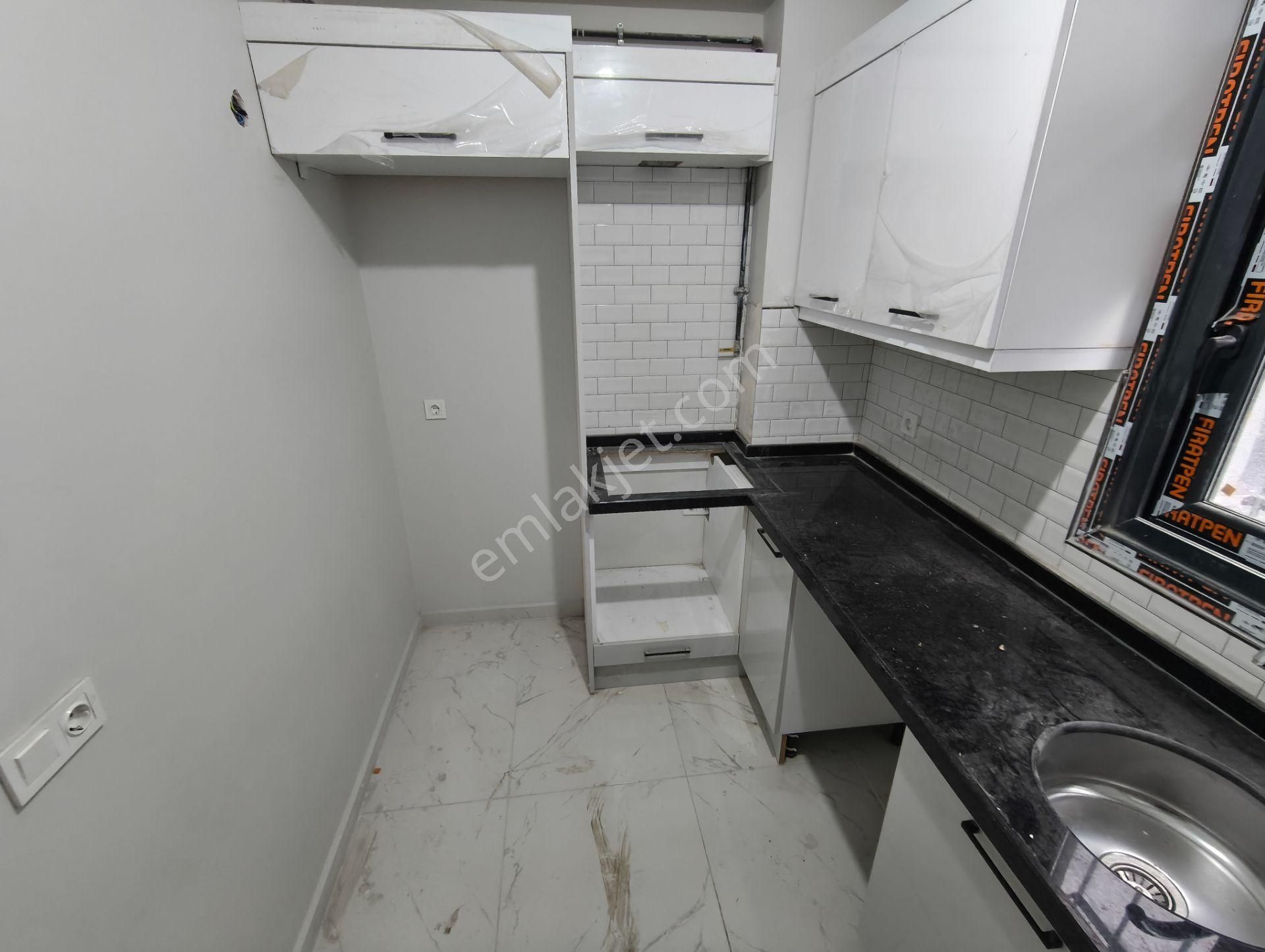 Balcıoğlundan Muratpaşa Mahallesinde Kiralık Sıfır 3+1 B. Katı Daire - Görsel 14
