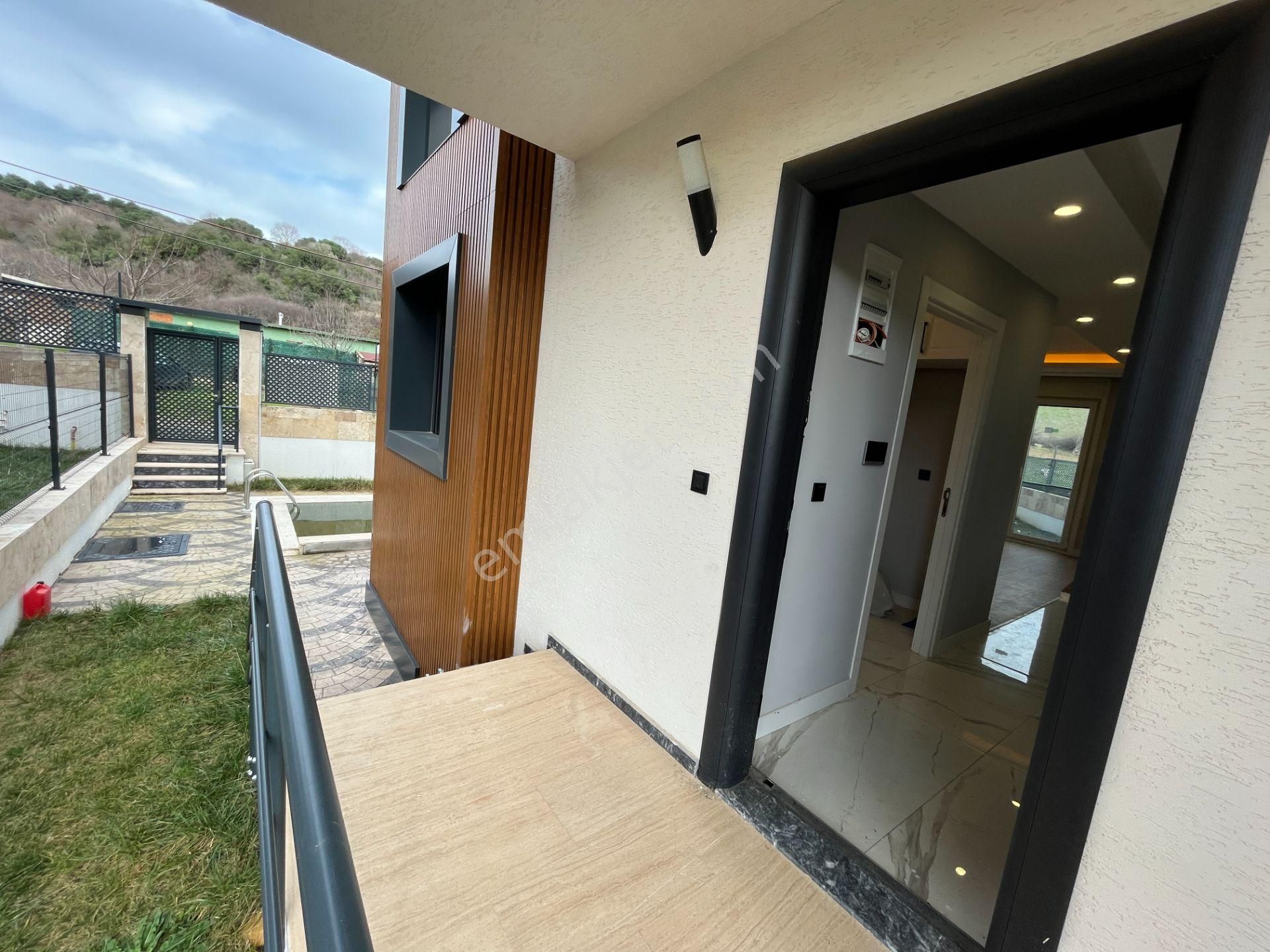 Şile Merkeze Yakın Müstakil Havuzlu 2 Katlı 6+1 Sıfır Lüks Villa - Görsel 10