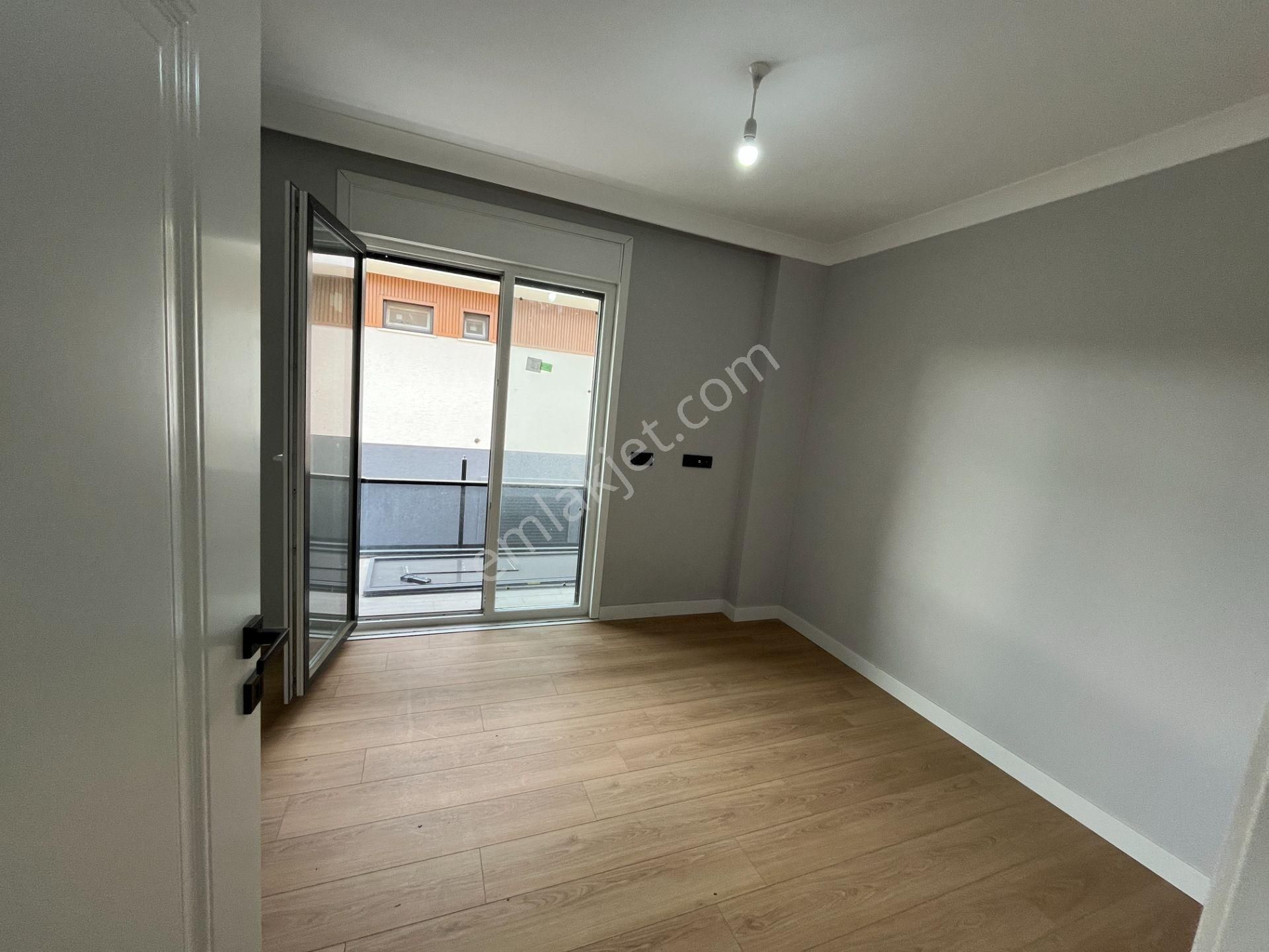 Şile Merkeze Yakın Müstakil Havuzlu 2 Katlı 6+1 Sıfır Lüks Villa - Görsel 23