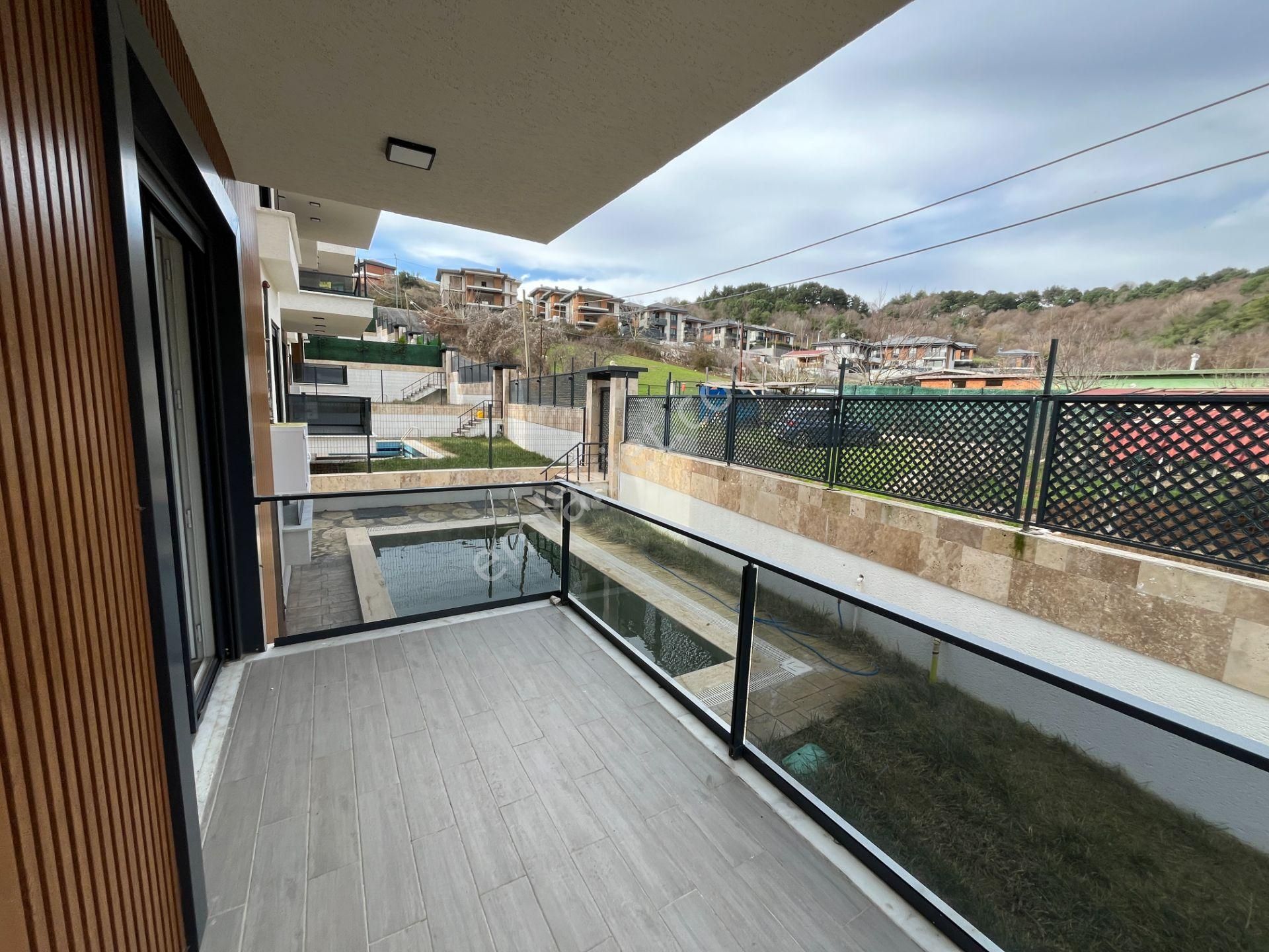 Şile Merkeze Yakın Müstakil Havuzlu 2 Katlı 6+1 Sıfır Lüks Villa - Görsel 15