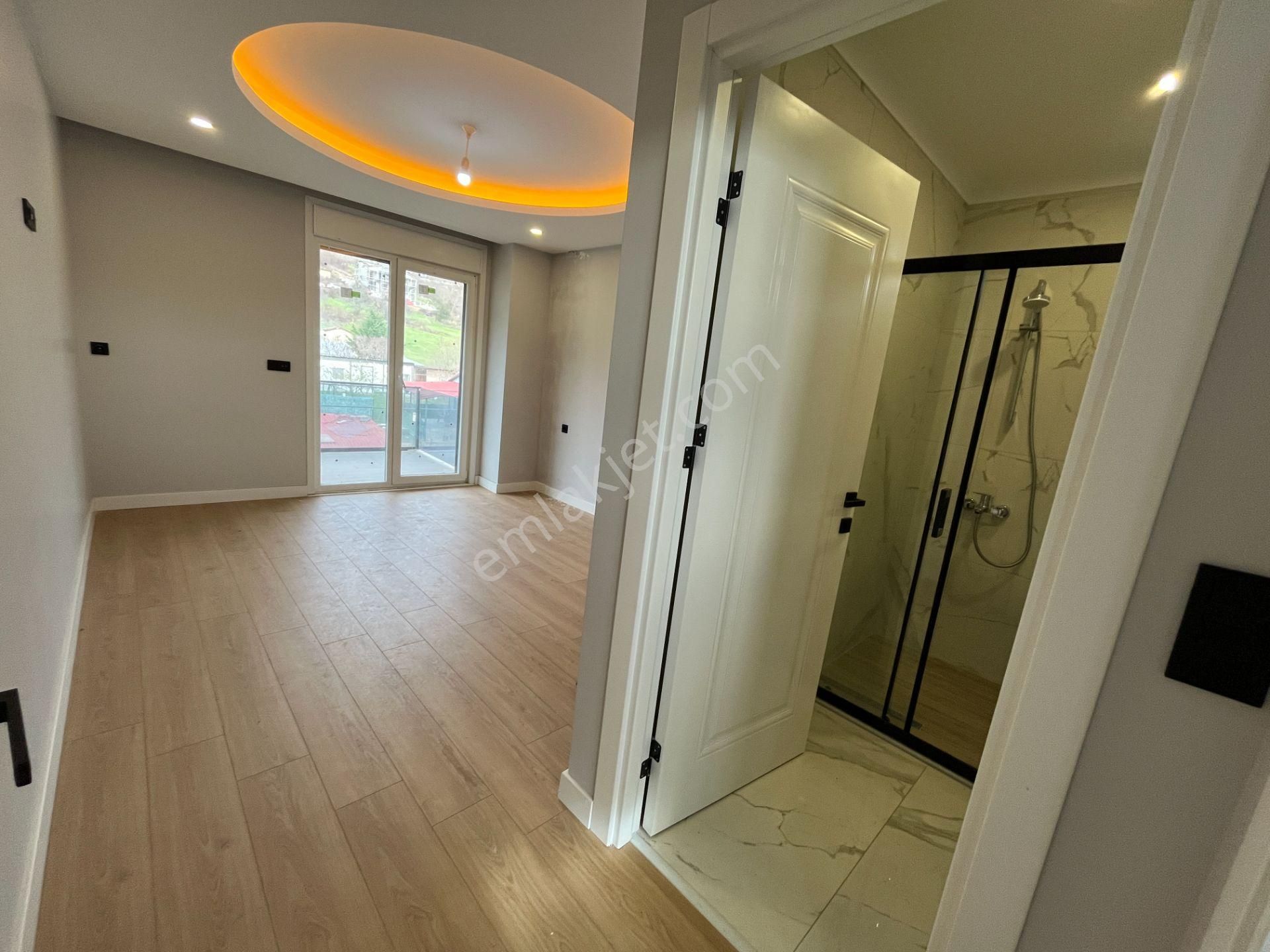 Şile Merkeze Yakın Müstakil Havuzlu 2 Katlı 6+1 Sıfır Lüks Villa - Görsel 19