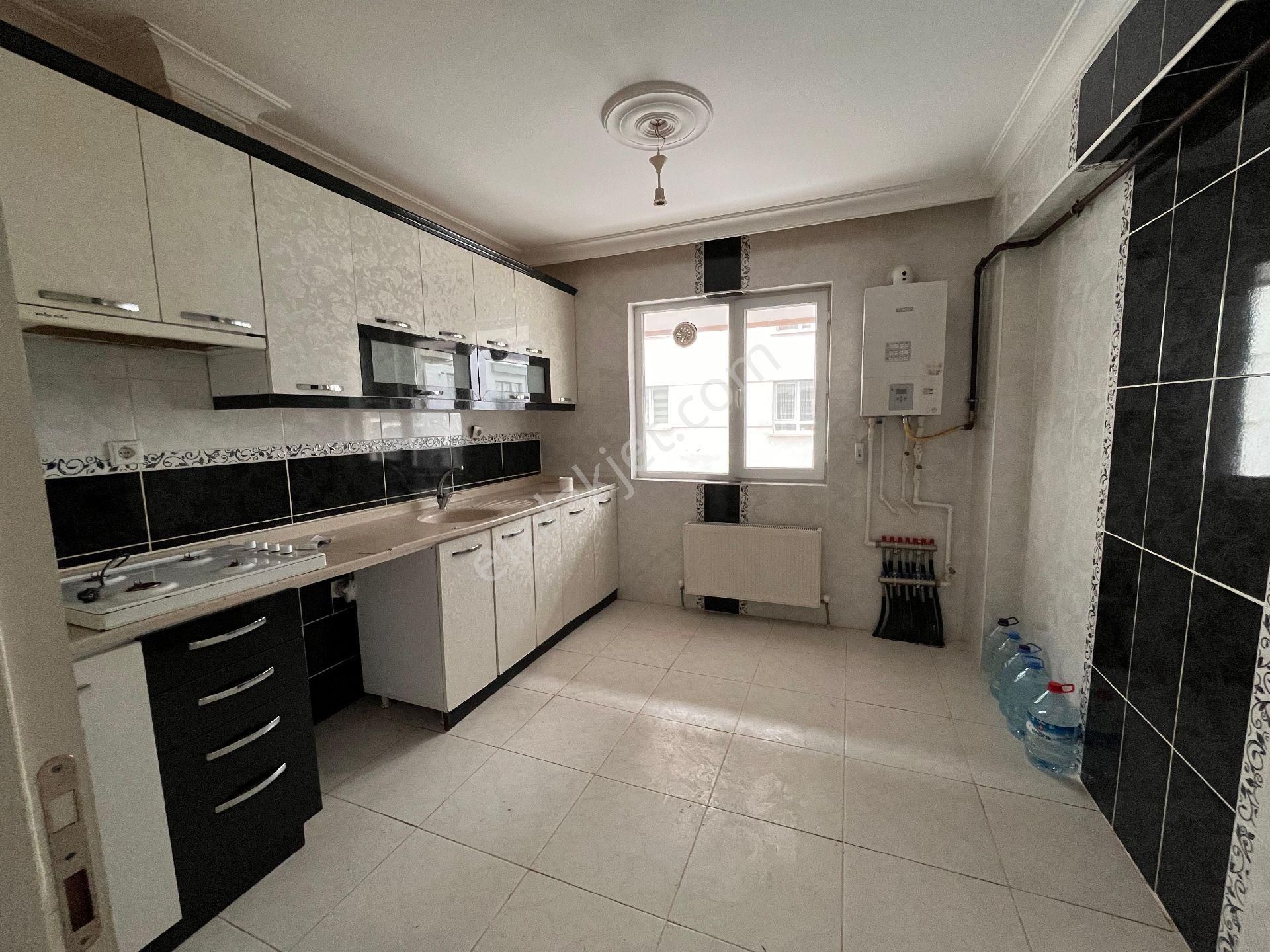 Başak Mah 3+1 Kat Konumlu Asansörlü Satılık Daire Hilal Emlaktan - Görsel 2