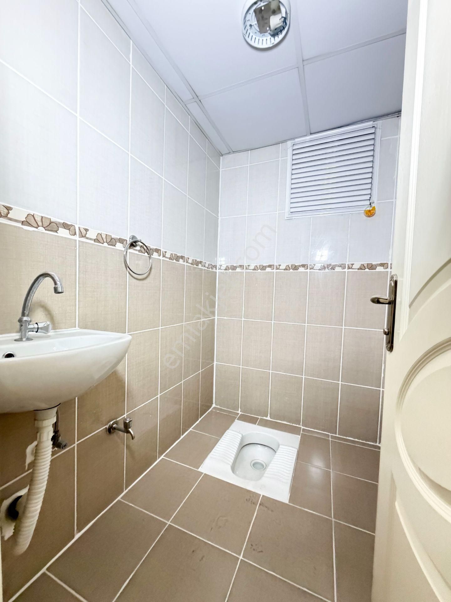 Geniş 3+1 Çevresi Açık Kat Mülkiyet Tapulu Satılık Daire - Görsel 20