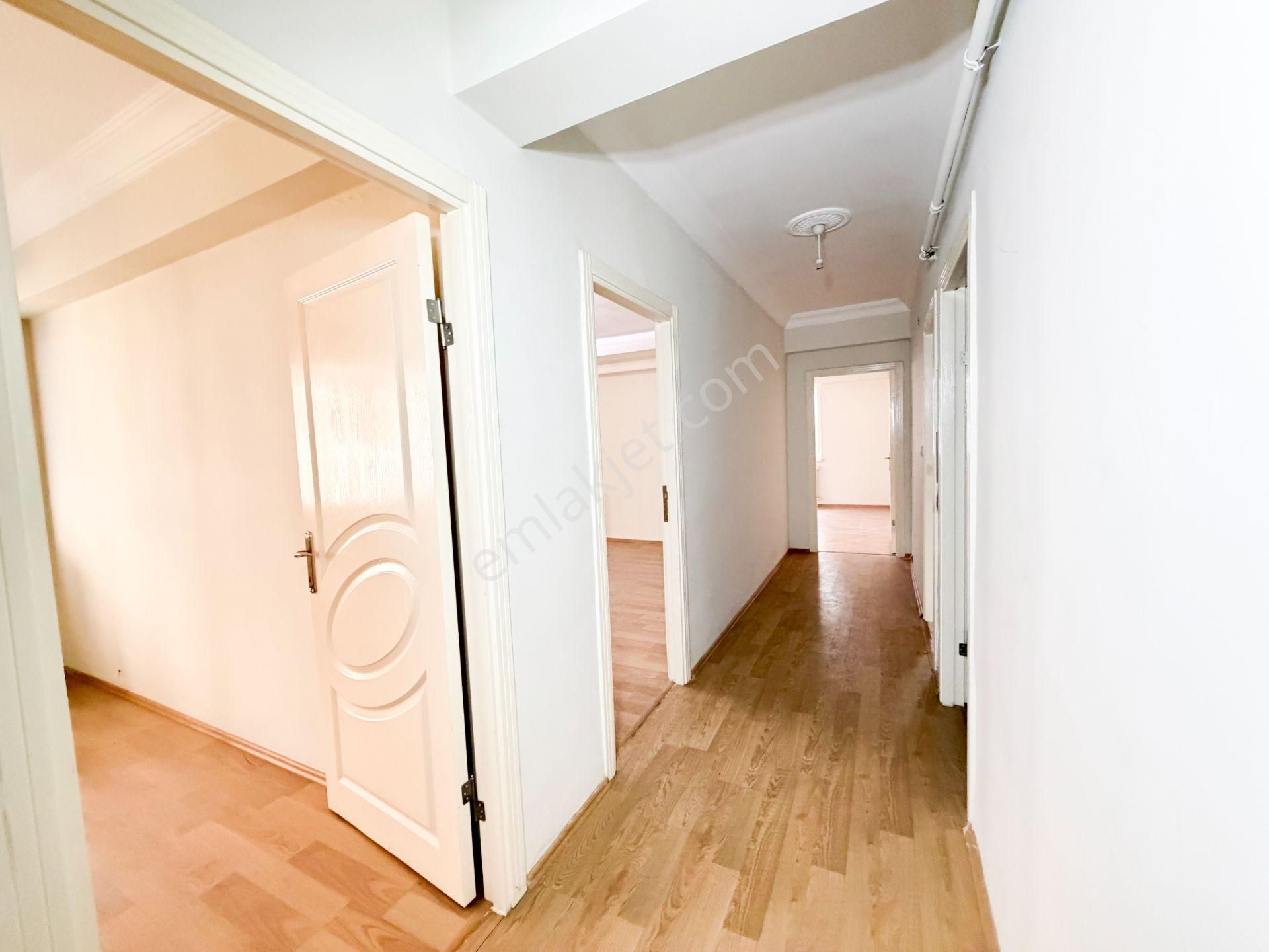 Geniş 3+1 Çevresi Açık Kat Mülkiyet Tapulu Satılık Daire - Görsel 28