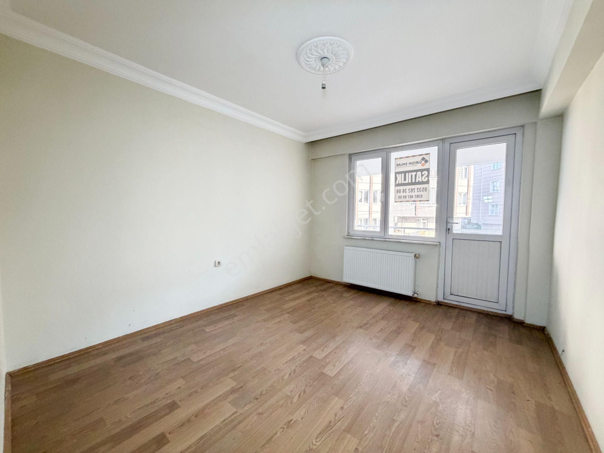 Geniş 3+1 Çevresi Açık Kat Mülkiyet Tapulu Satılık Daire - Görsel 14