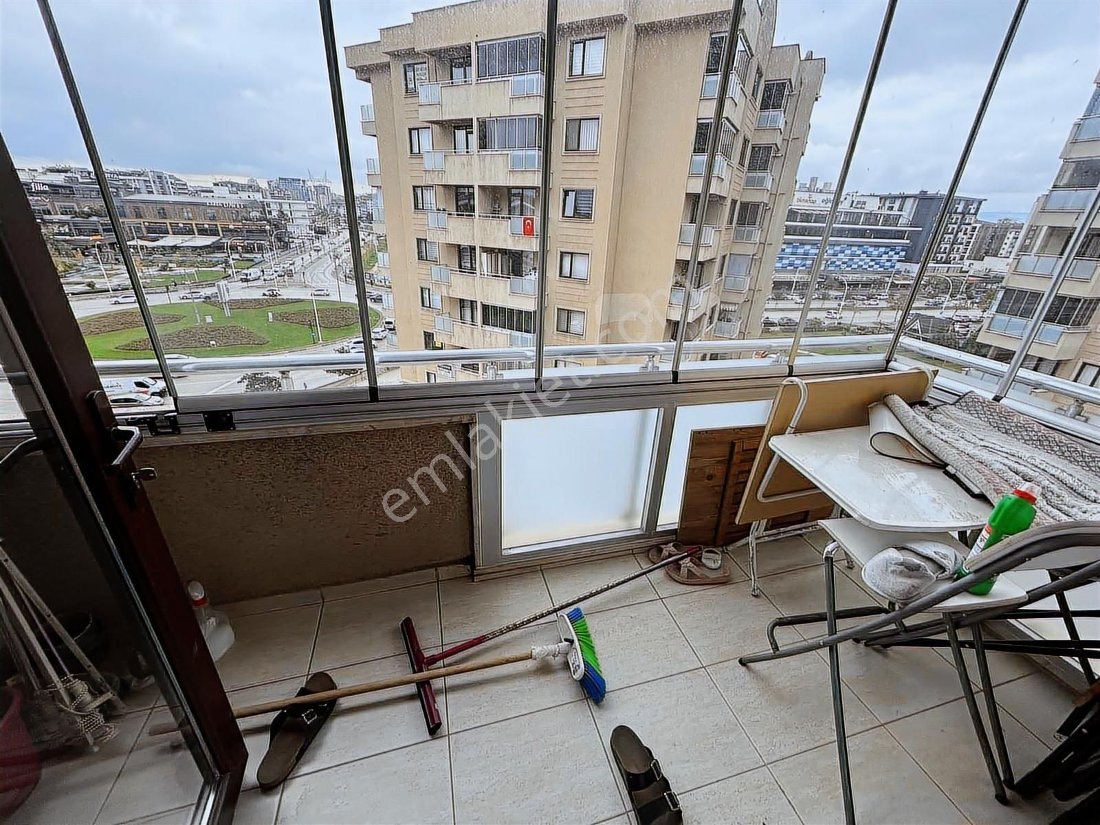 Nilüfer Özlüce Bulvarı Taşyakan Sitesinde 3+1 Satılık Daire - Görsel 12