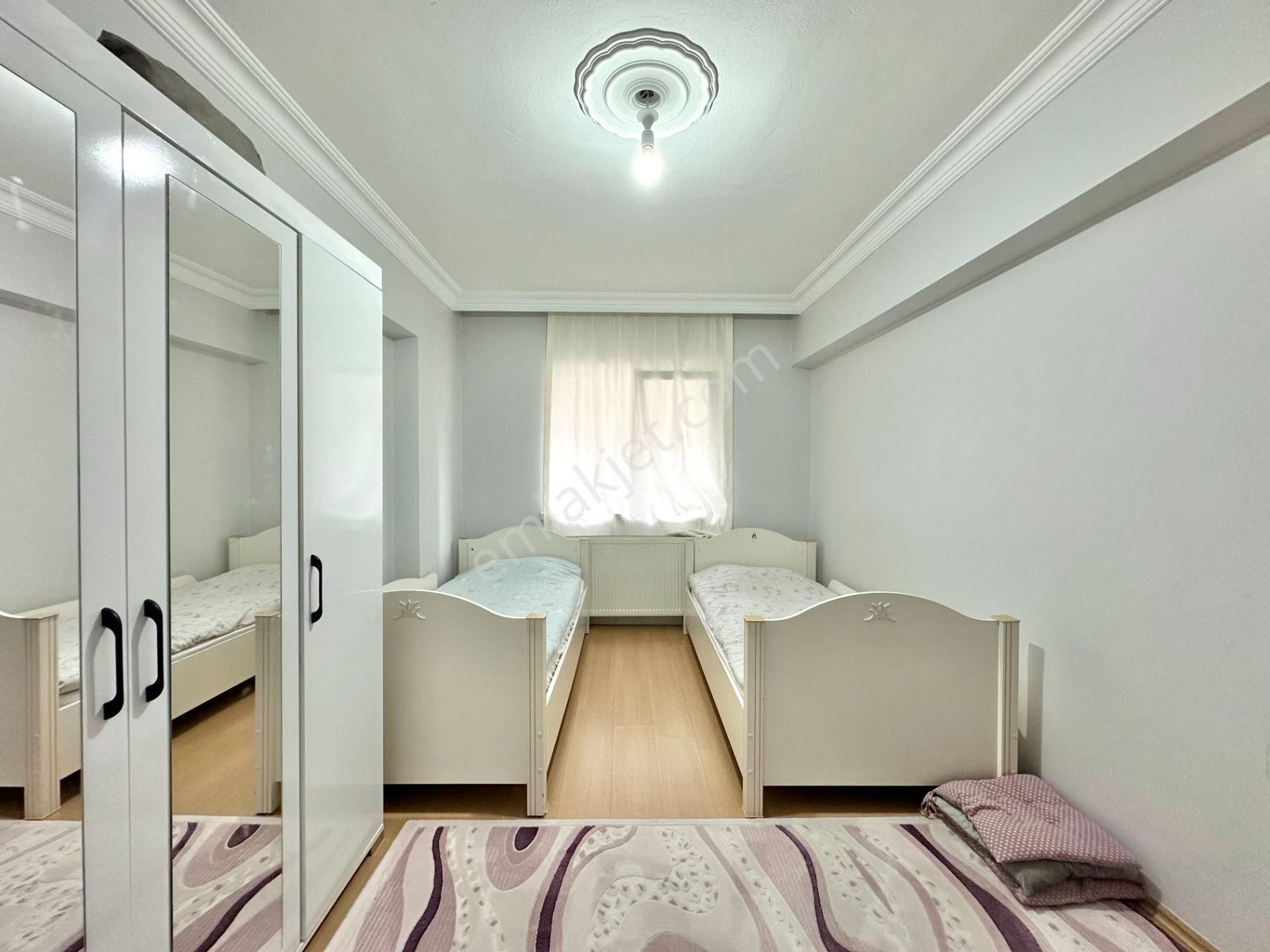 Nam-ak Emlak'tan Merkezde Güney Cephe Masrafsız Giriş 3+1 Daire - Görsel 15