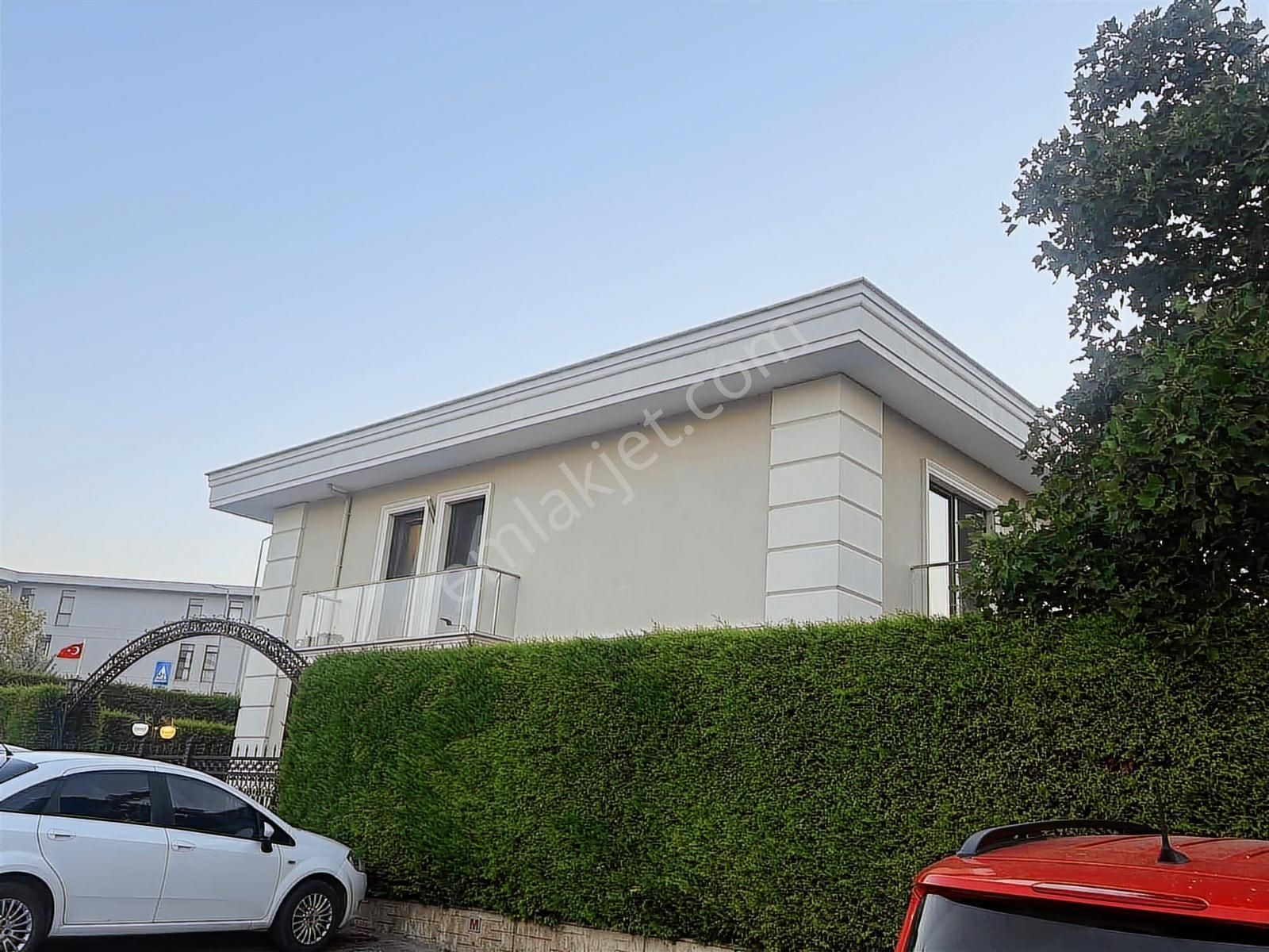 Nilüfer Özlüce En Güzel Konumda Satılık Lüks Villa - Görsel 29