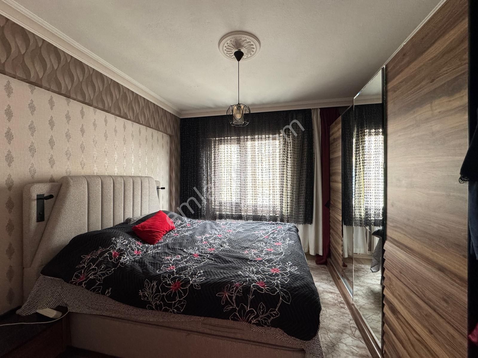 Pursaklar Mehmet Zengin Emlak'tan Merkez Mah. 1.kat 3+1 Uygun Fiyata Daire - Görsel 23