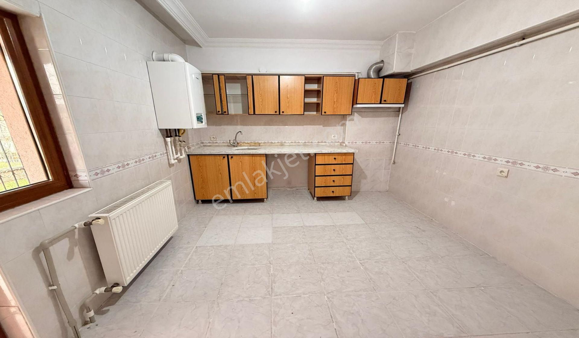 Ufuktepe Okul Yakını 4+1 Cepheleri Açık Geniş Daire Arayanlara - Görsel 4