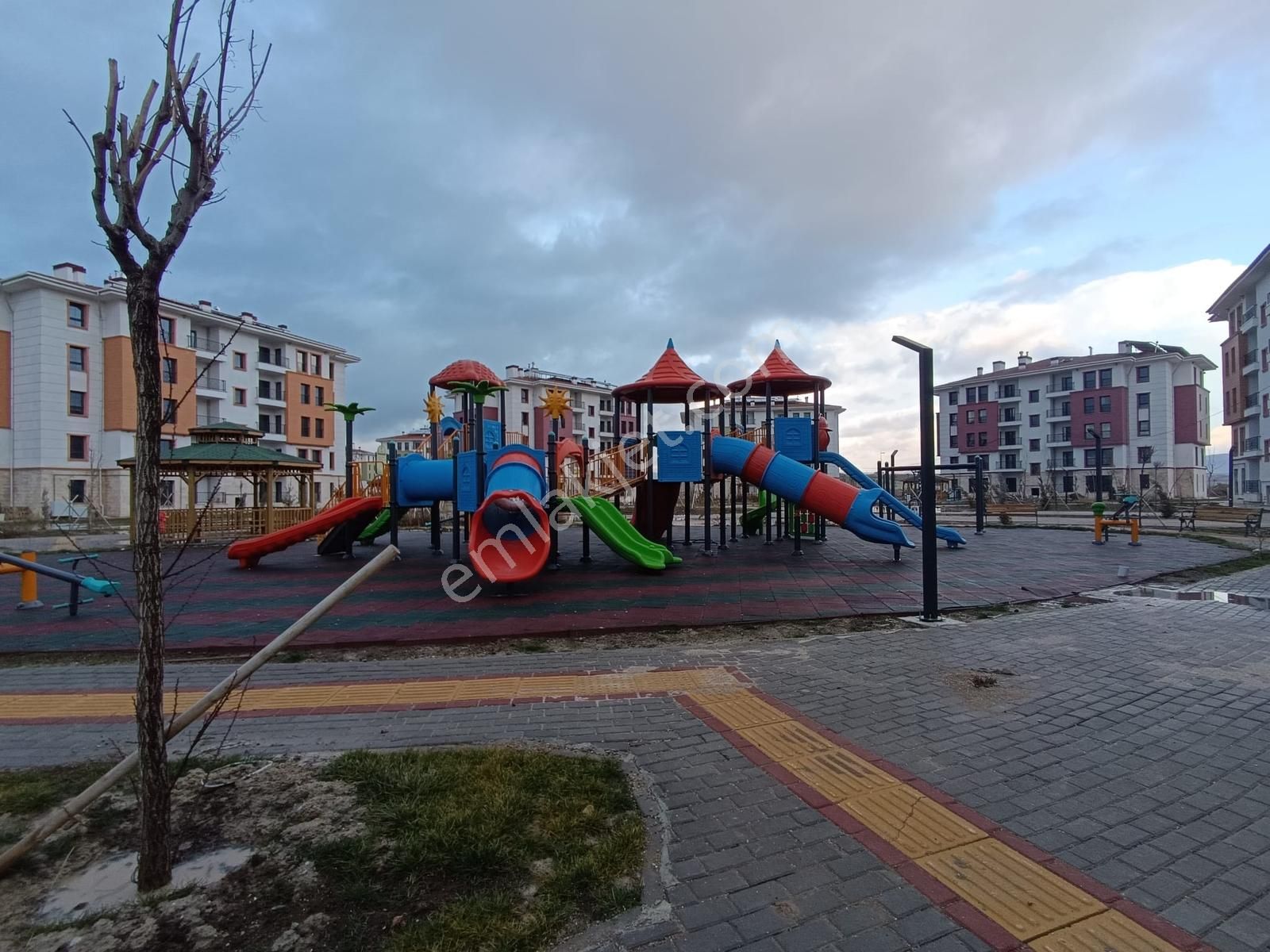 Saraycık 5.bölge 2.etap Toki Konutlarında Kiralık 2+1 Daire - Görsel 7