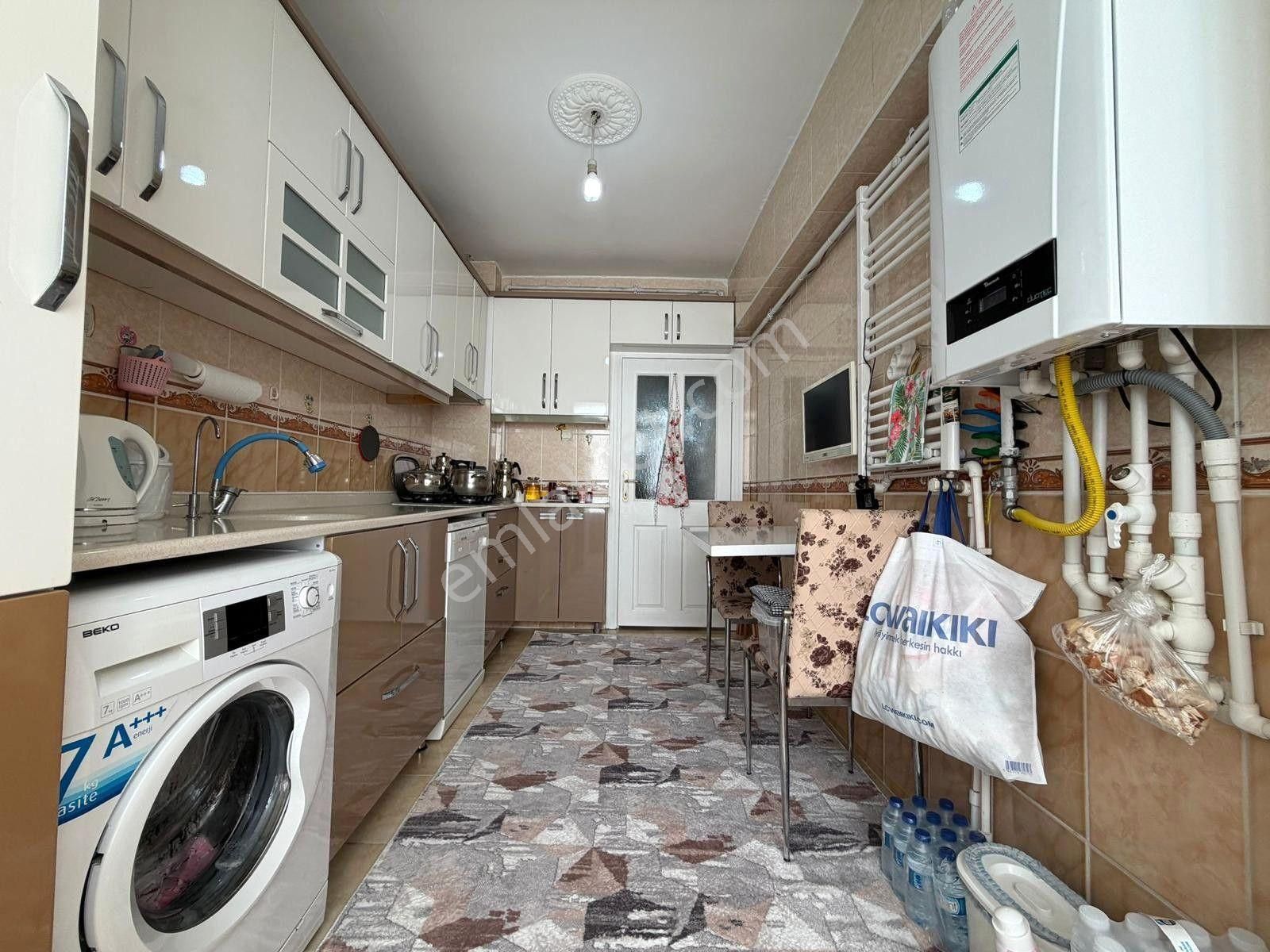 Sincan Malazgirt Mh'de Full Yapılı 15 Yıllık Bağımsız 2.ara Katta Satılık Daire - Görsel 2