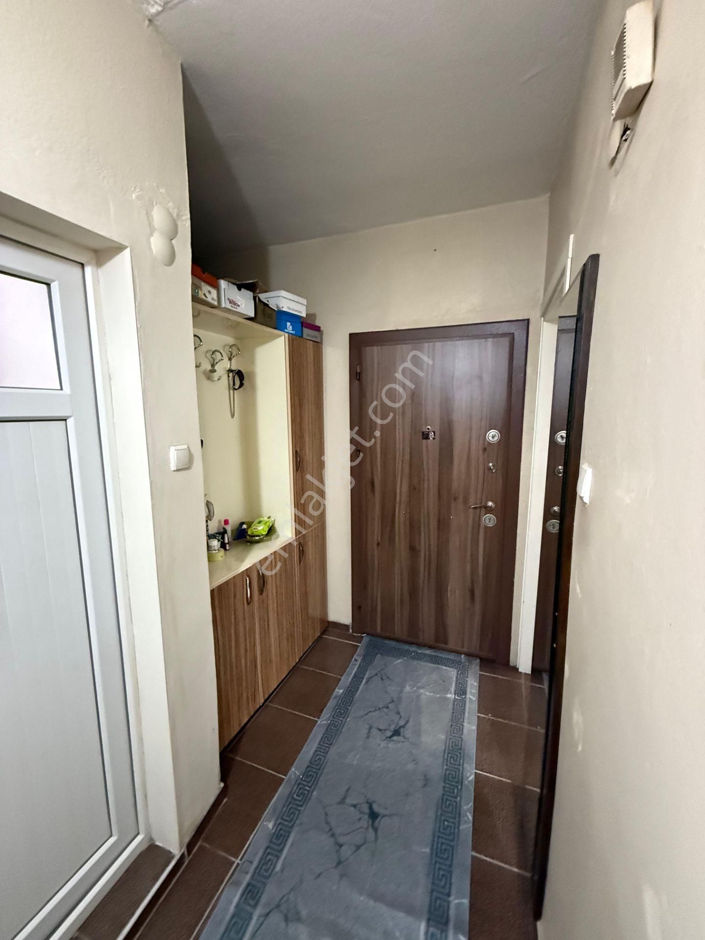 İzmir Bornova Serintepe'de Satılık 3 Katlı Bina - Görsel 16