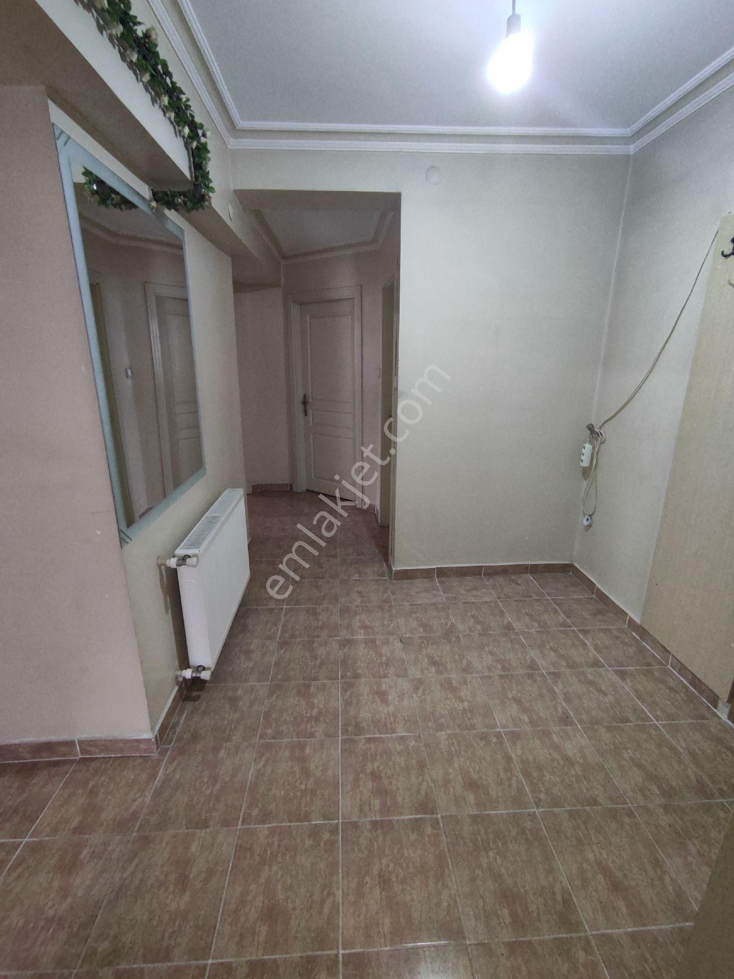 Karapürçek Mah Merkezde 3+1 Cadde Üzerinde Kiralık Daire - Görsel 21