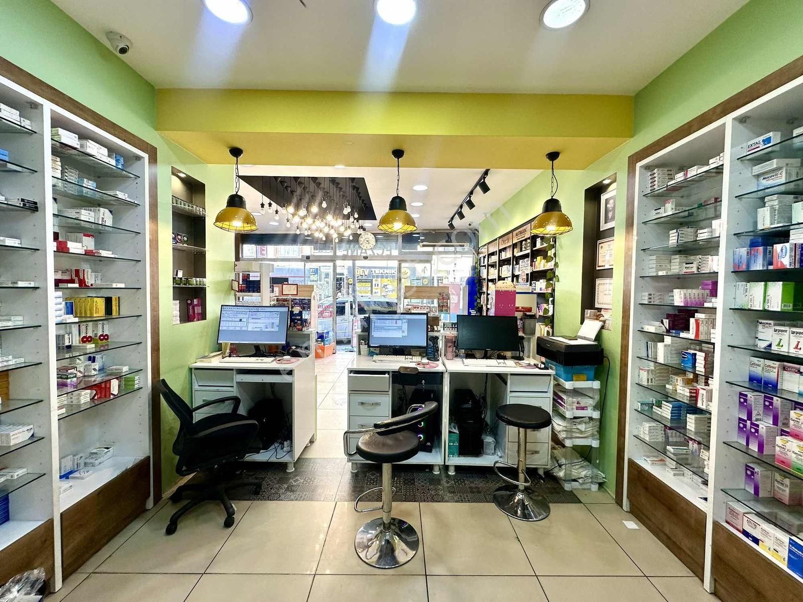 Şennur Altındaş'dan Prestijli Konumda Satılık Dükkan - Görsel 14