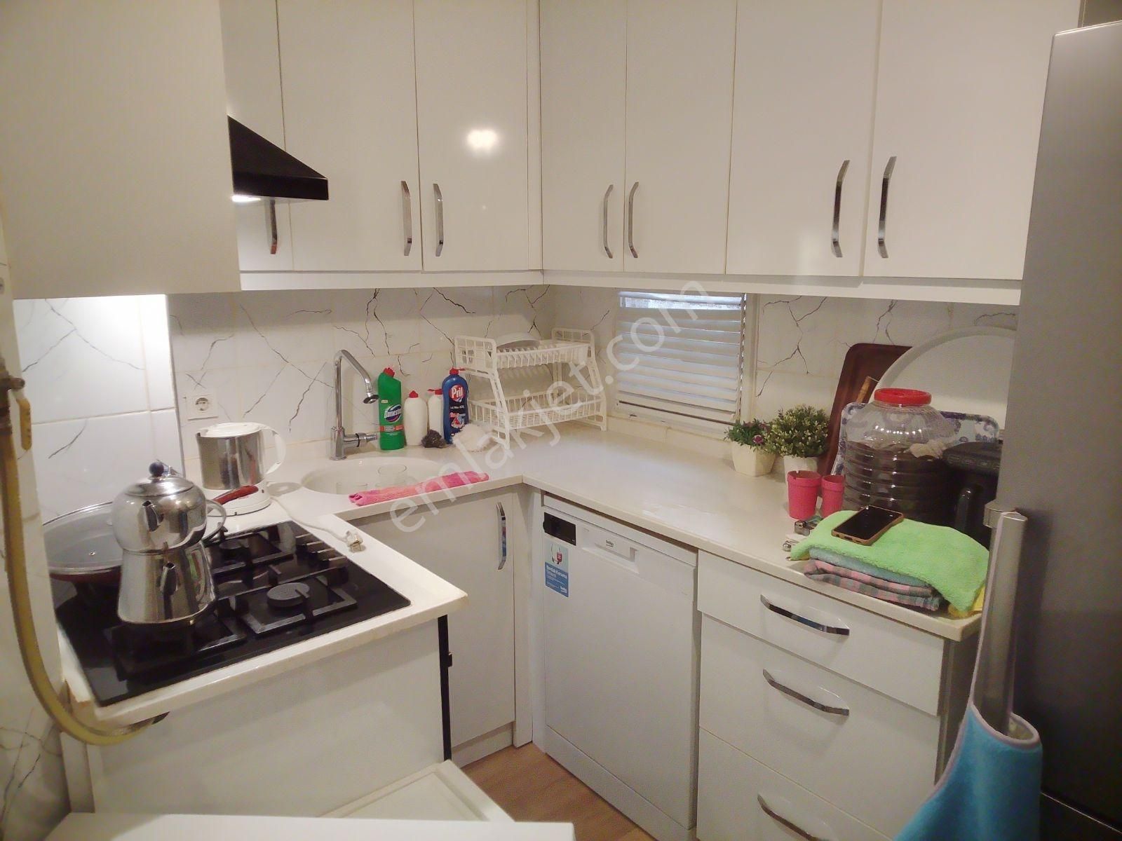 Acil Satılık Üçyol Merkezde 2+1 Dogalgazlı Çift Cepheli Balkonlu - Görsel 19