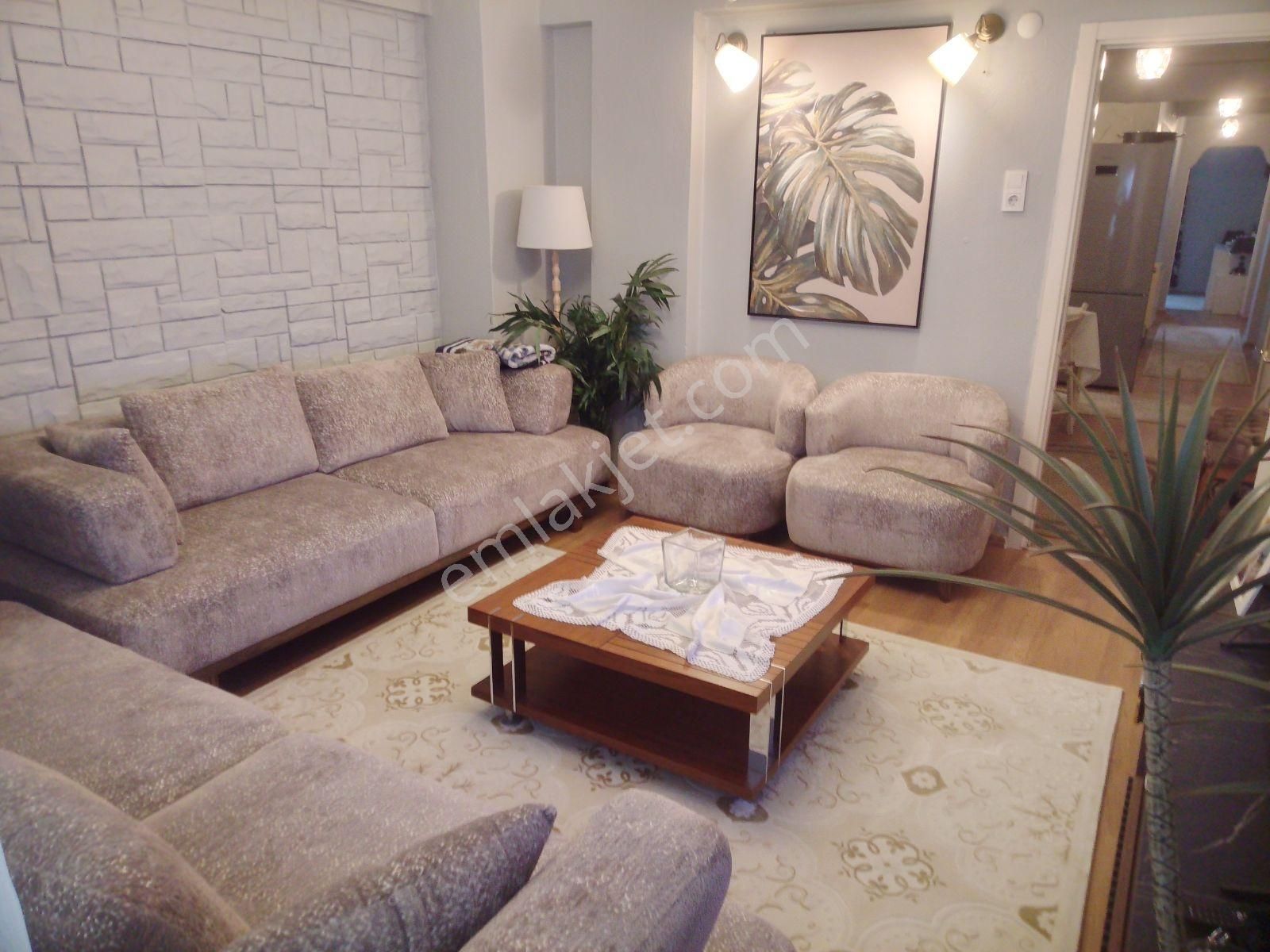 Acil Satılık Üçyol Merkezde 2+1 Dogalgazlı Çift Cepheli Balkonlu - Görsel 10