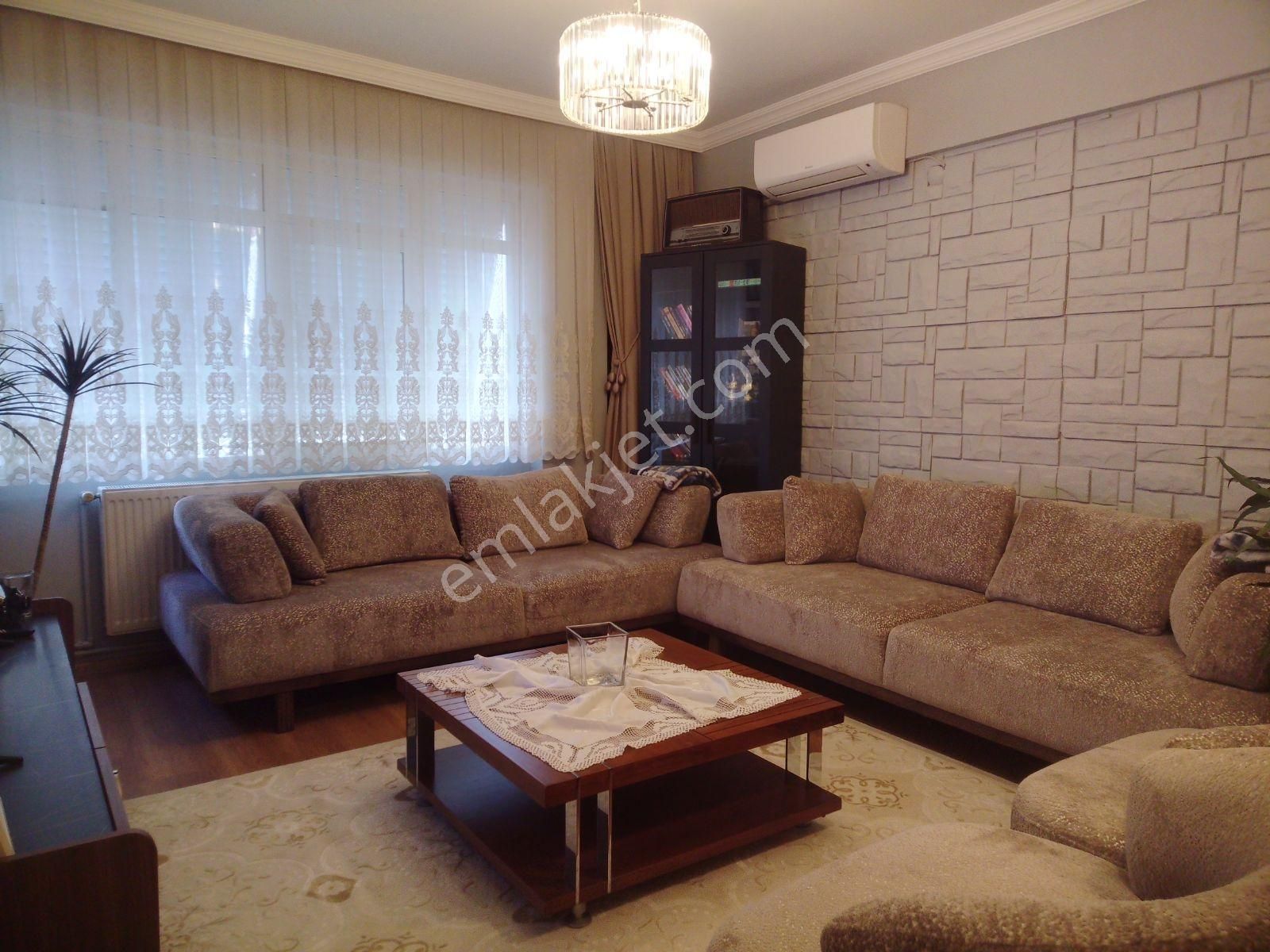 Acil Satılık Üçyol Merkezde 2+1 Dogalgazlı Çift Cepheli Balkonlu - Görsel 7