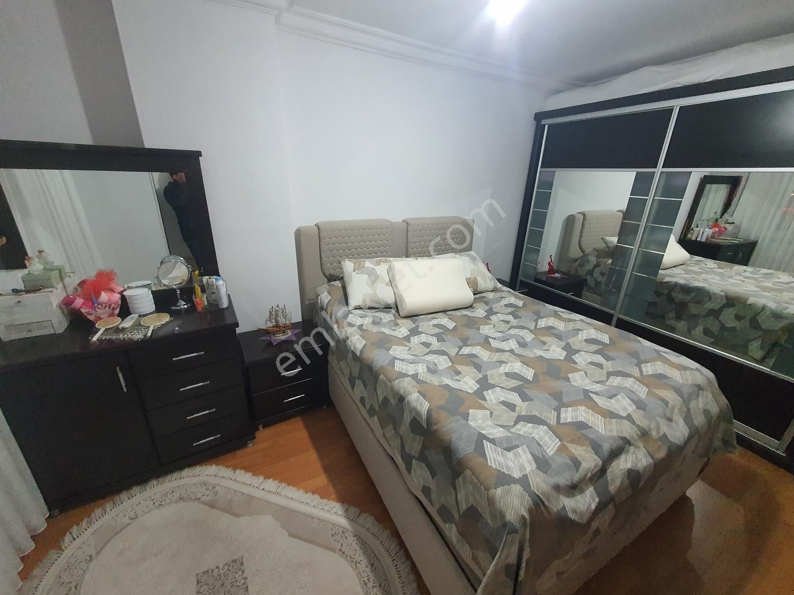 Çarşı İçinde Ravza Camii Ve Saat Kulesi Mevkiinde Ara Kat 3+1 - Görsel 21