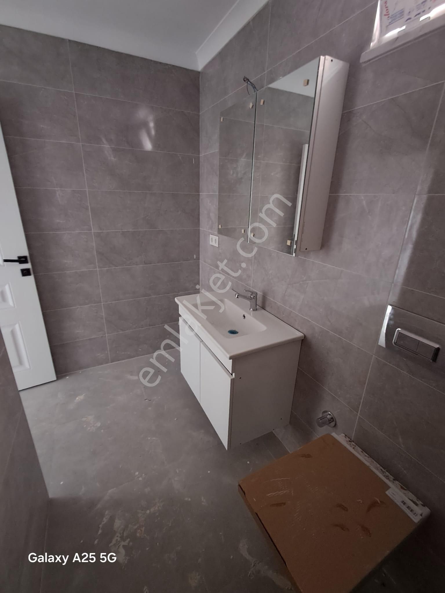 Ataşehir K.bakkalköyde Tapu Masrafı Olmayan,sıfır 2+1 Arakat - Görsel 19