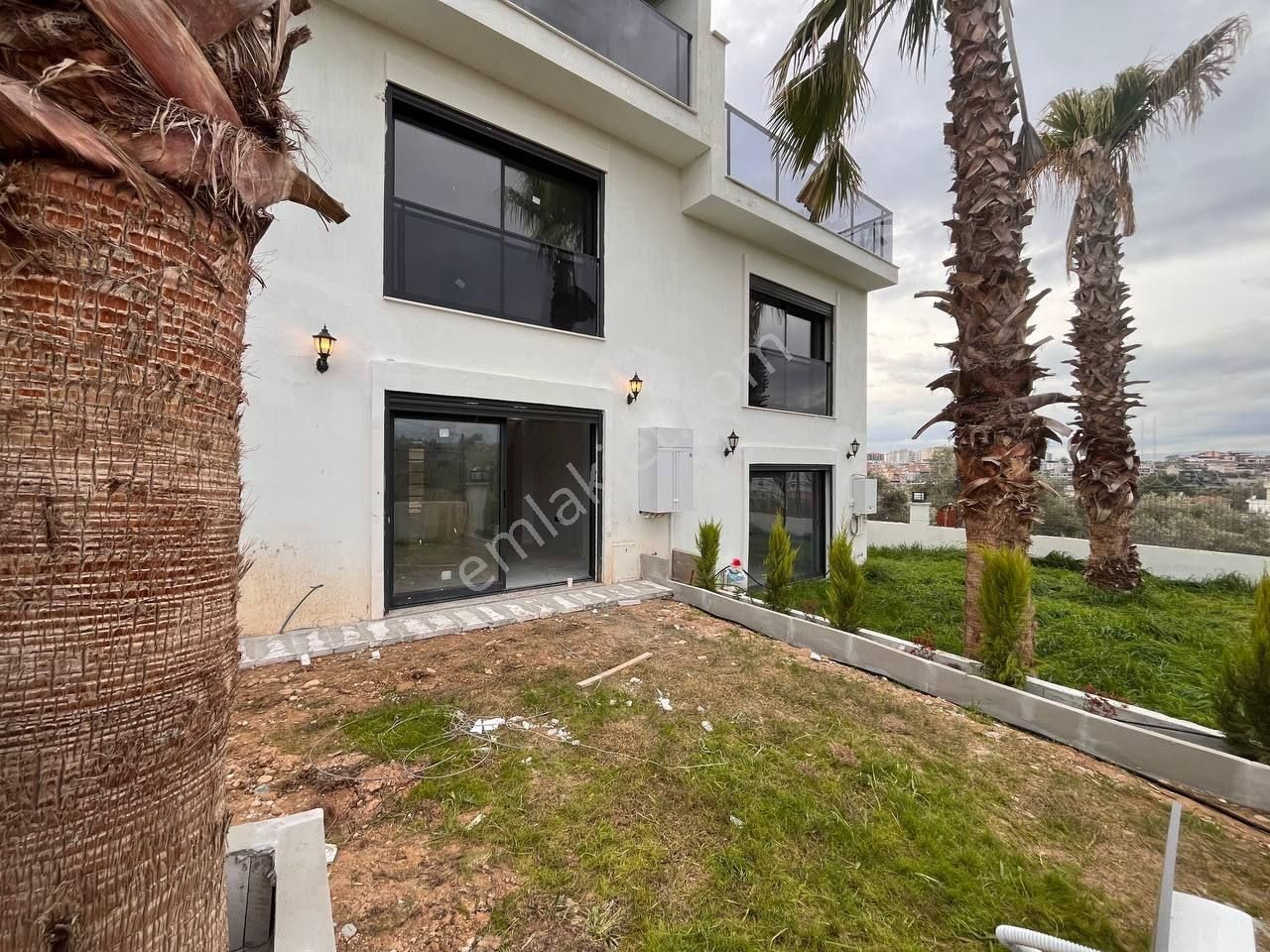 Havuzlu, Özel Bahçeli, Sitede, Yerden Isıtmalı Tribleks Villa - Görsel 10