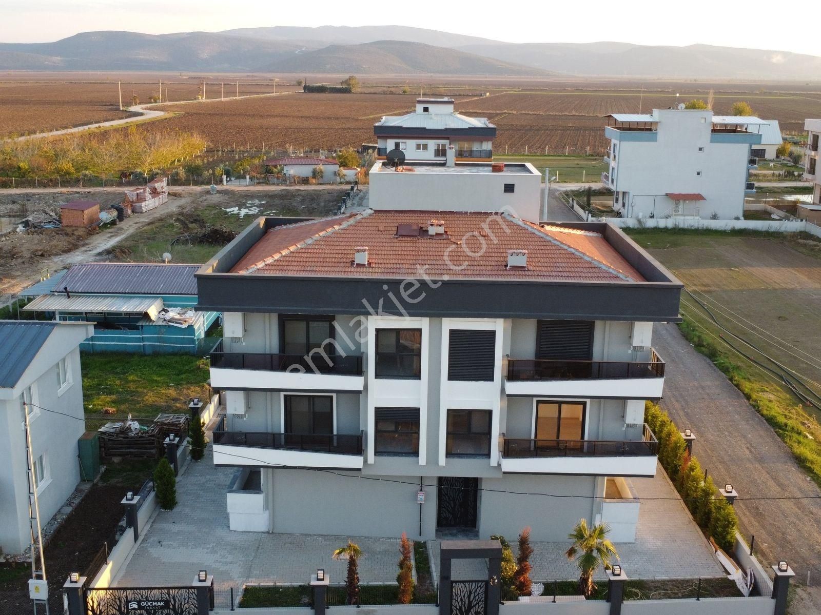 2 Milyon Kredi! Özenle Yapılmış Kaliteli 2+1 Ara Kat Daire!