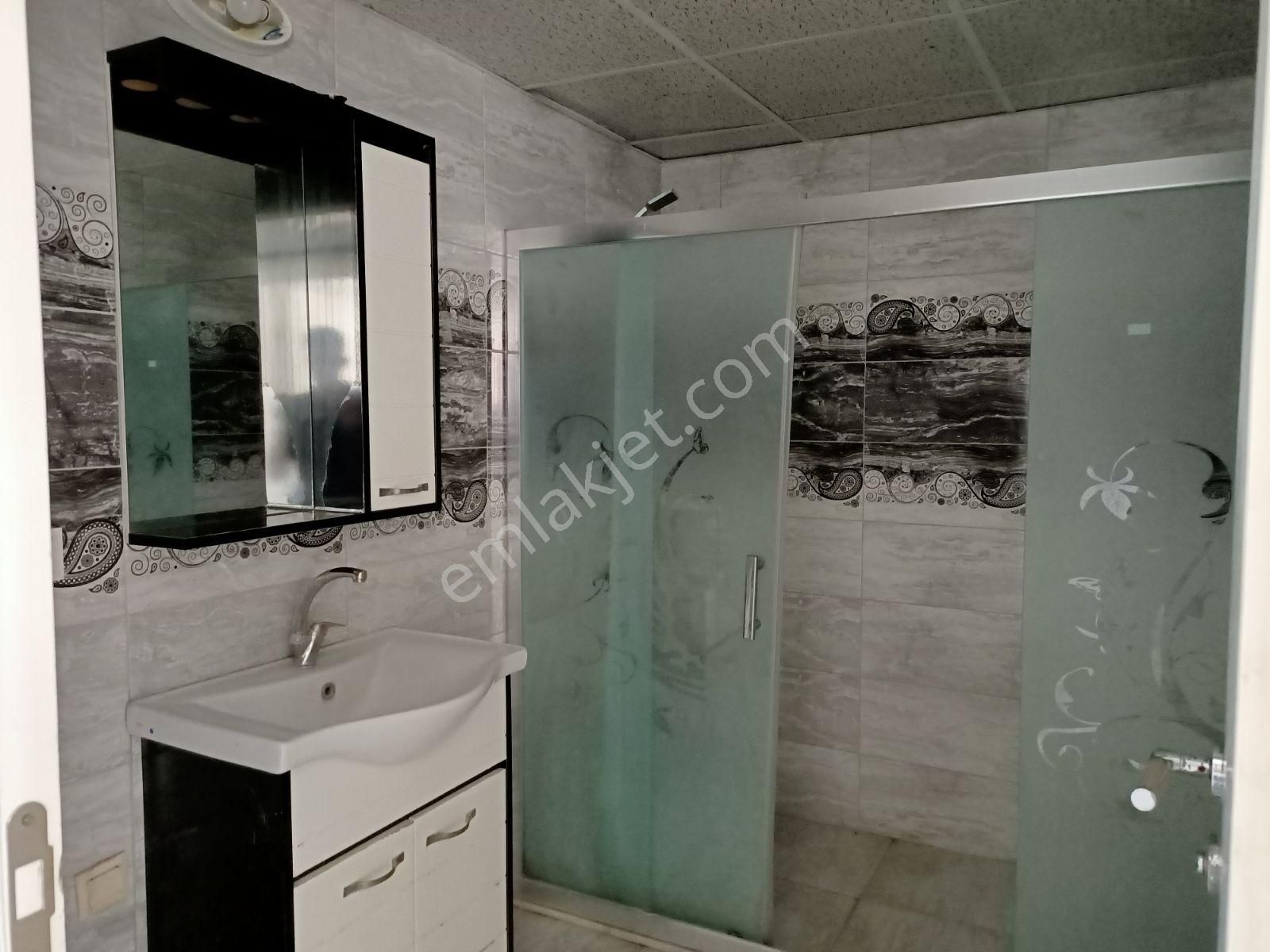 Merkez'de, Asansörlü, Kapalı Otoparklı, Kiracılı 2+1 Daire - Görsel 10