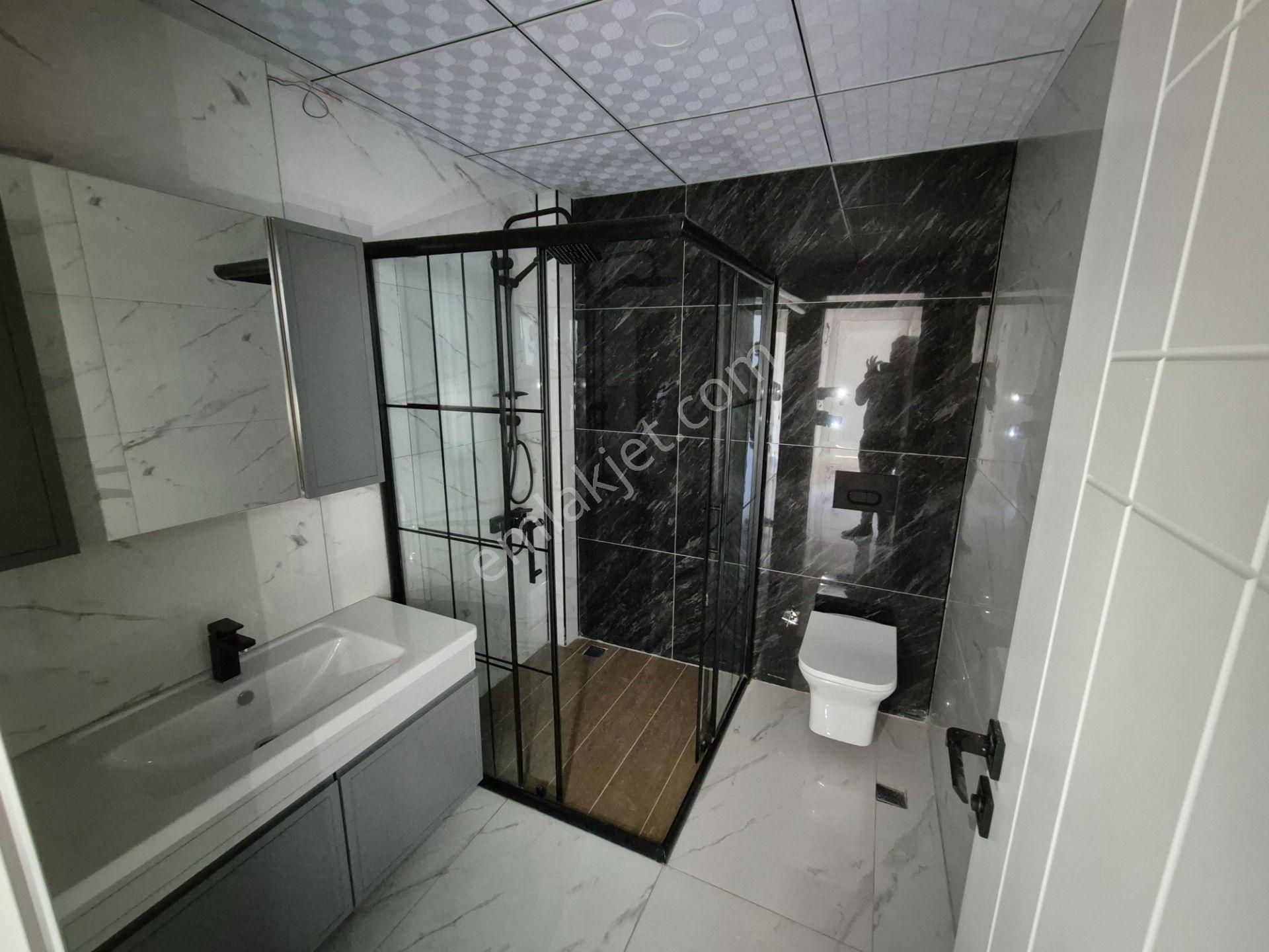 Parsana Mah. İşyapar Gayrimenkul'den Kilerli Kapalı Otoparklı Sıfır Lüks 4+1 Daire - Görsel 9