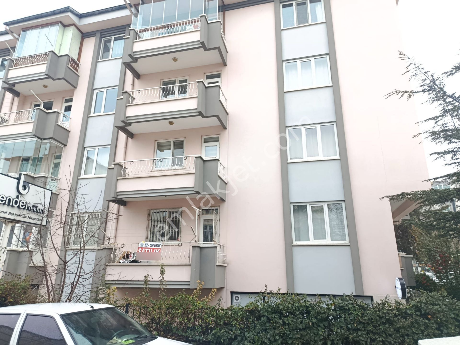 Afyon Tezcan Emlaktan Dumlupınar Mahallesinde Afjetli 3+1 Daire - Görsel 24