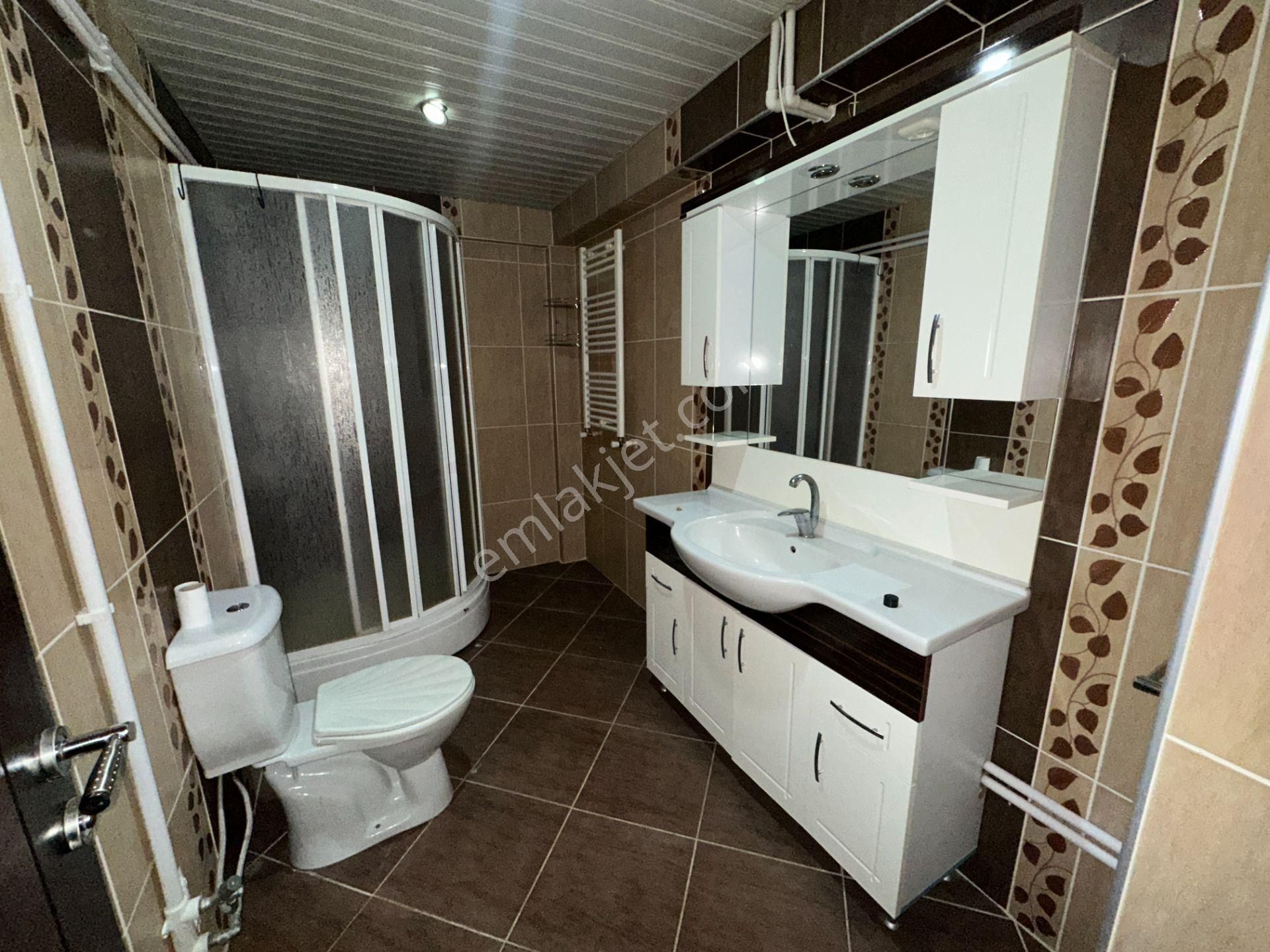 Adnan Menderes Mah 6+1 Merkezi Lokasyon Full Yapılı Ön Cephe - Görsel 20