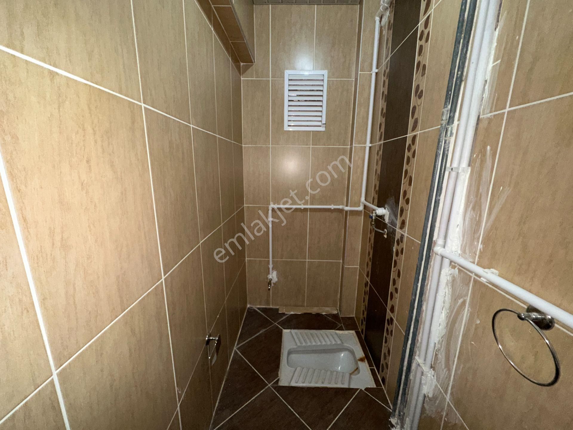 Adnan Menderes Mah 6+1 Merkezi Lokasyon Full Yapılı Ön Cephe - Görsel 28