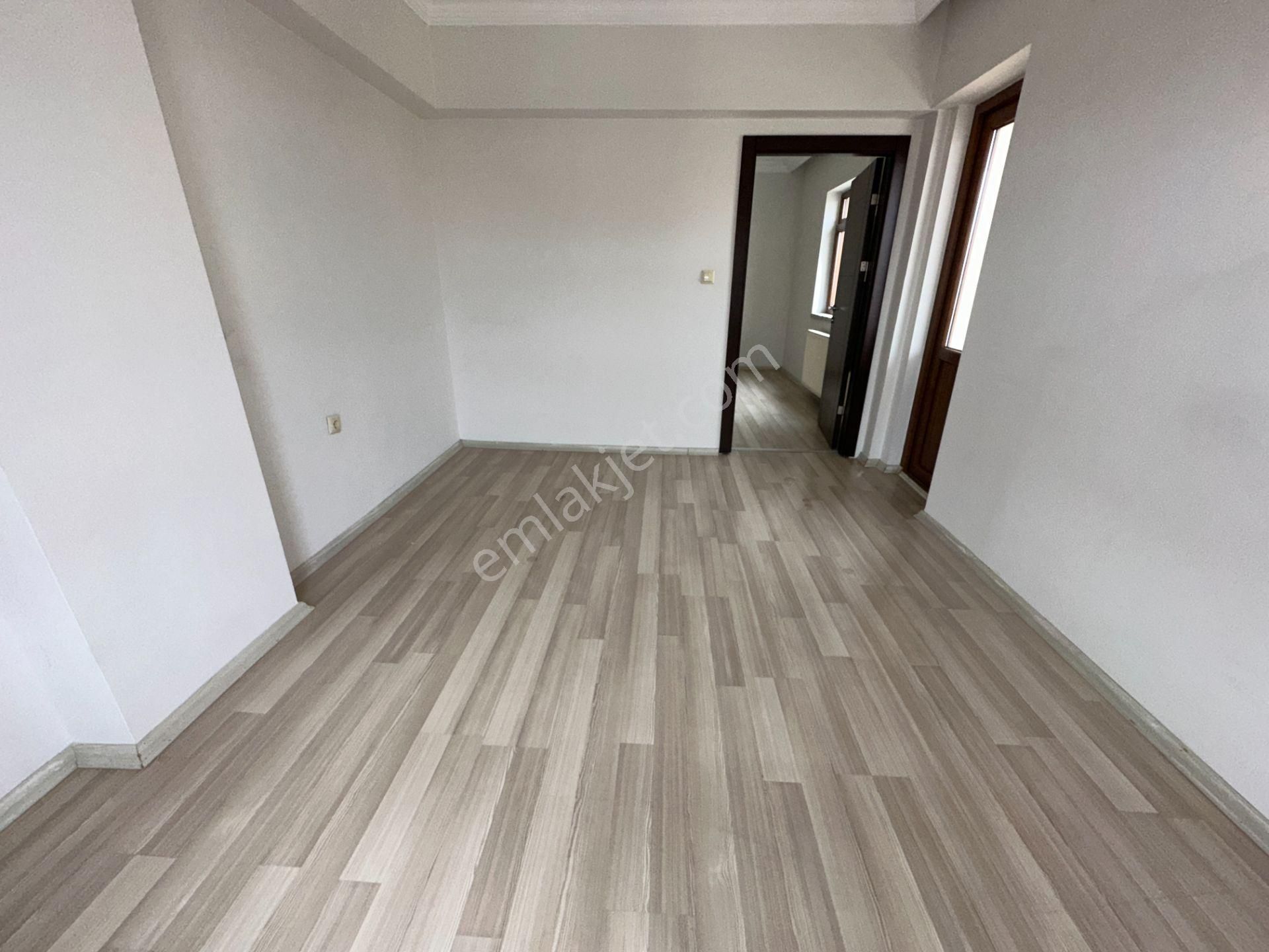 Adnan Menderes Mah 6+1 Merkezi Lokasyon Full Yapılı Ön Cephe - Görsel 18