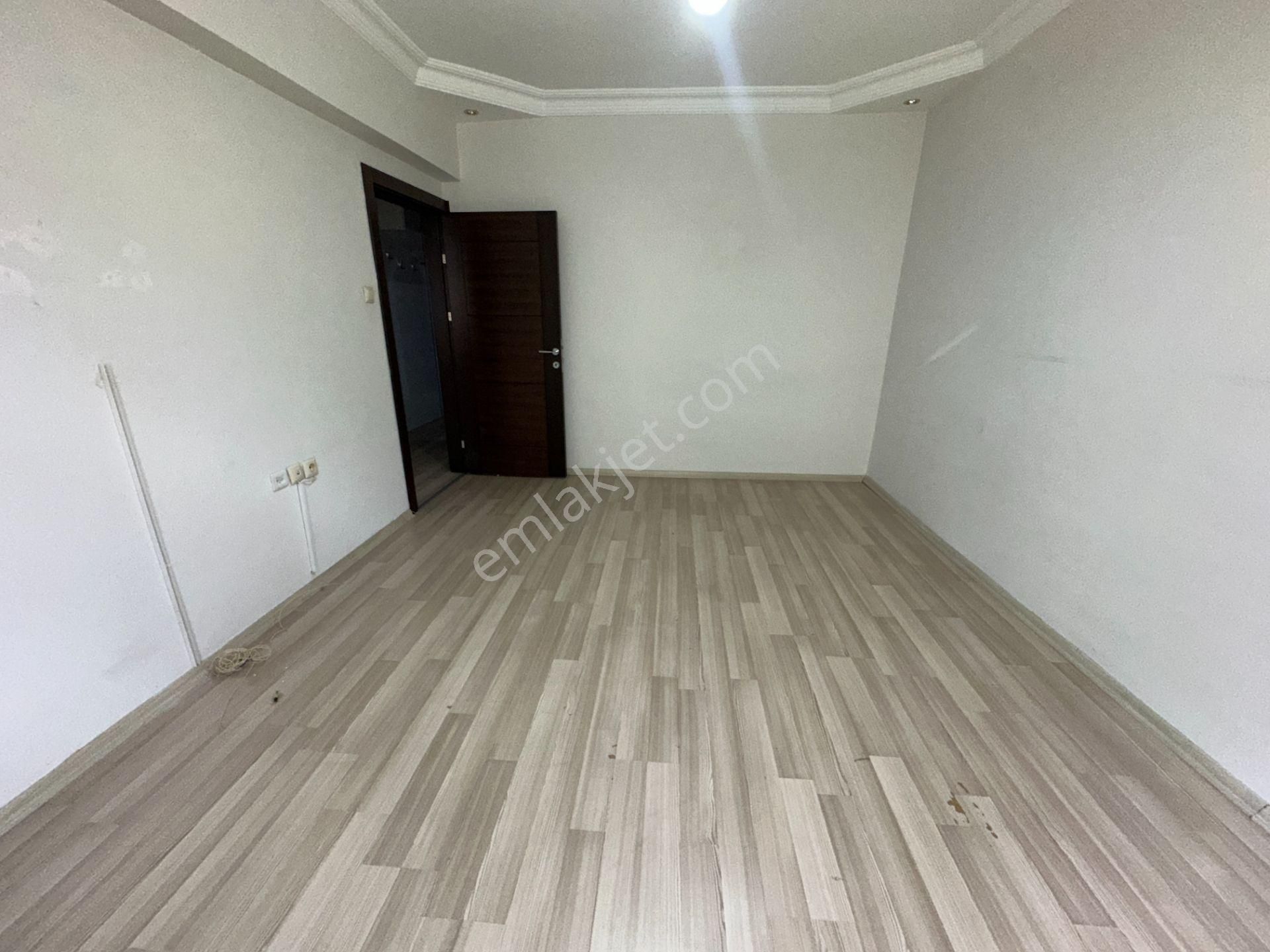 Adnan Menderes Mah 6+1 Merkezi Lokasyon Full Yapılı Ön Cephe - Görsel 14