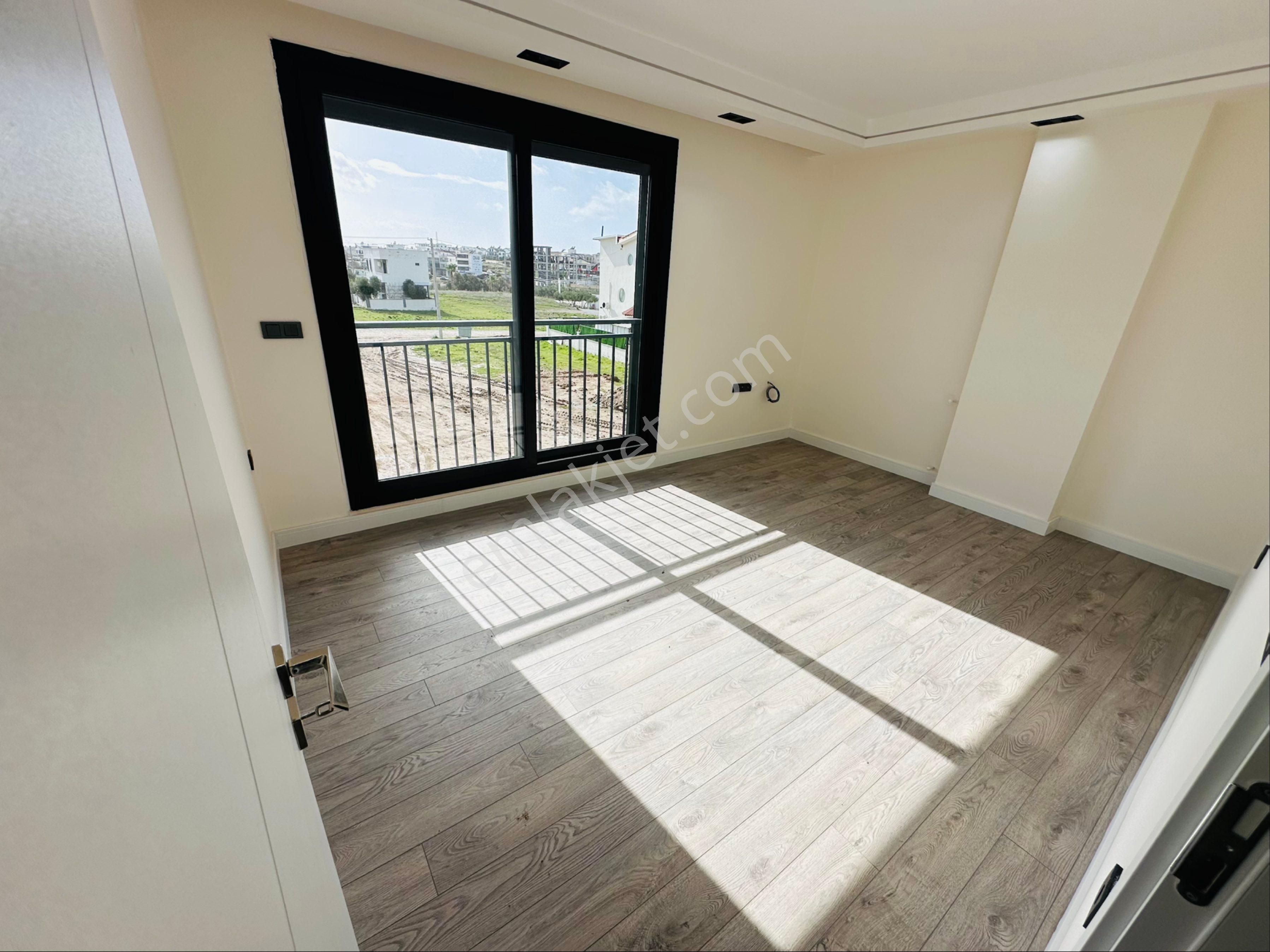 Didim’de Havuzlu Sitede 3+1 Müstakil Villa Satılık - Görsel 14