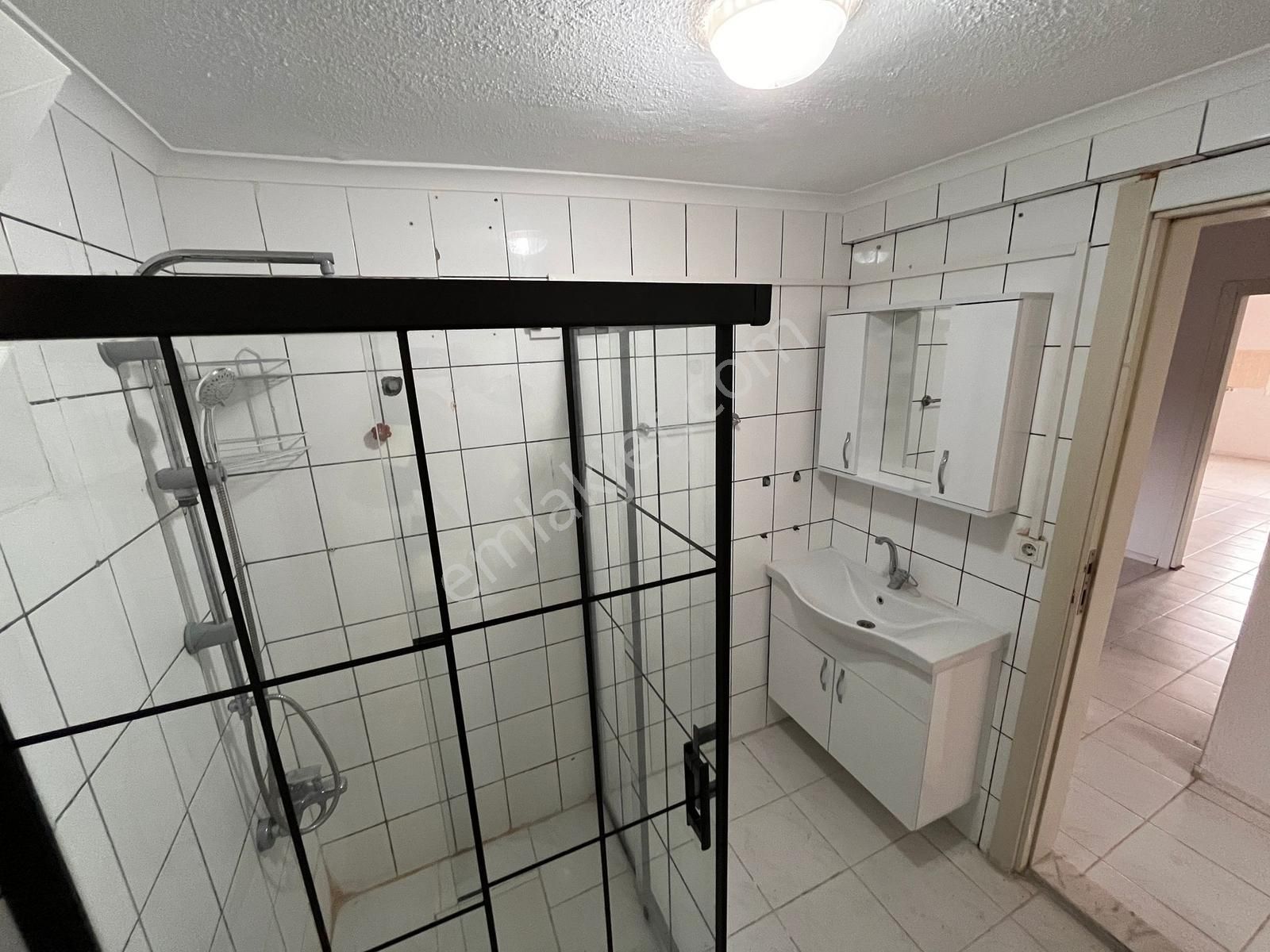 Stoptan Karaçulha Otoparklı Giriş Kat 2+1 - Görsel 19