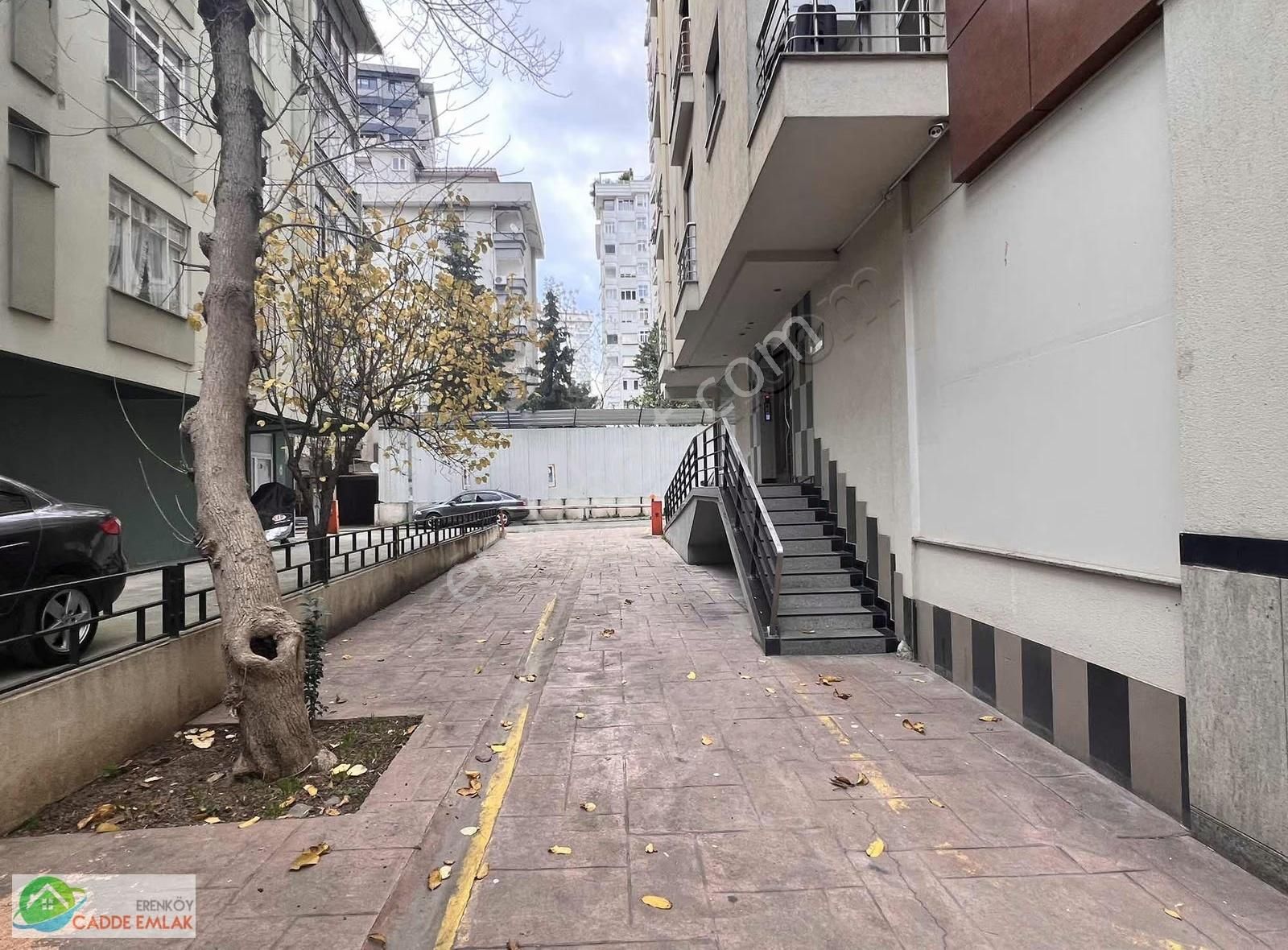 Cadde Emlak'tan Ethem Efendide 5.kat 2+1 Kombili Boş Daire