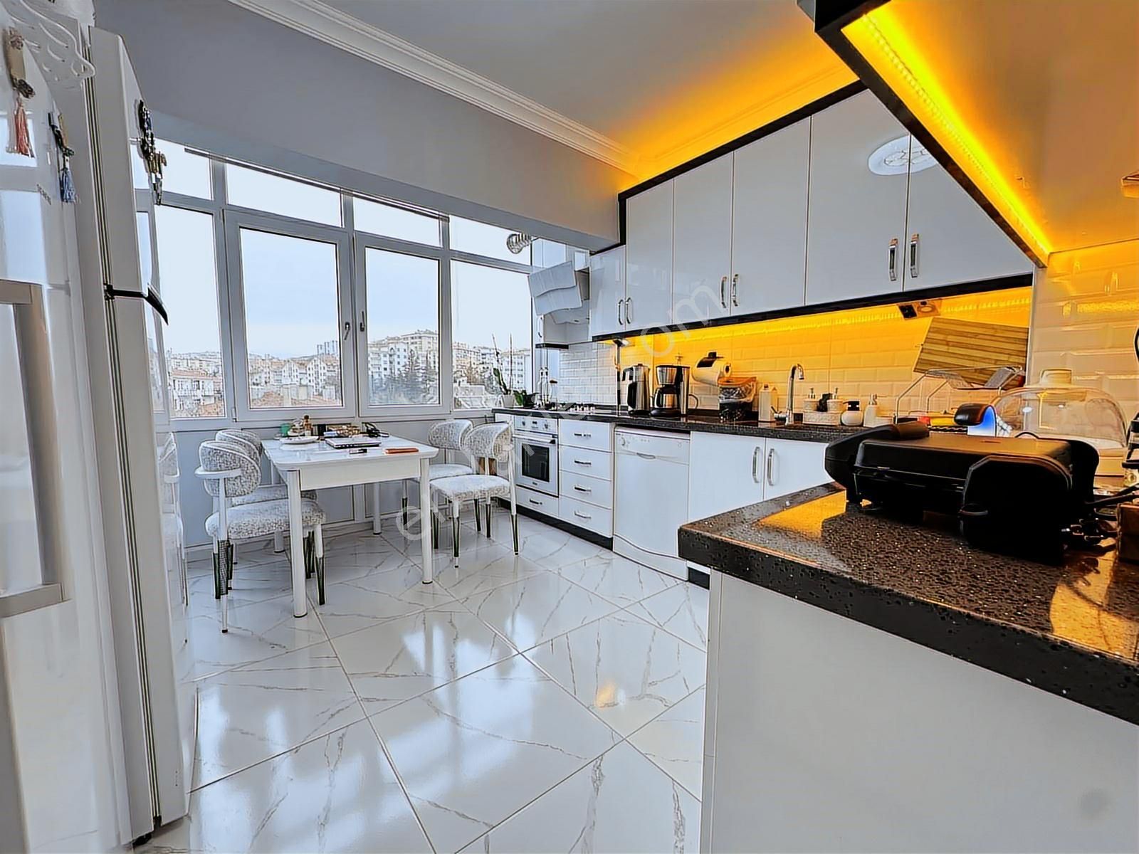 Etlik'in Kalbinde, 3+1, Ult. Lüx Yapıda ,ara Kat,manzaralı Daire - Görsel 31