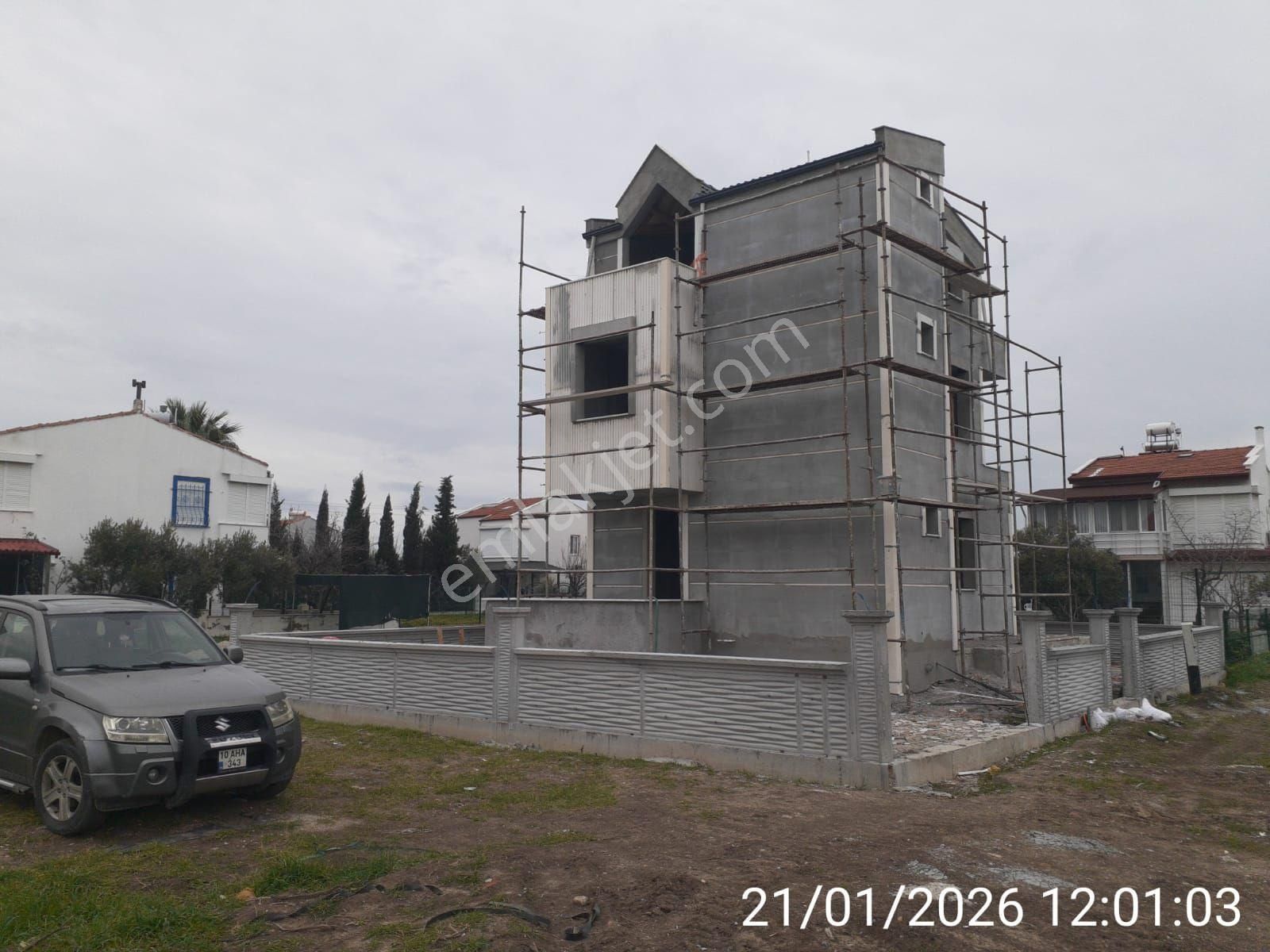 Taş Emlak'tan Altınova'da 3+1 Tripleks Villa - Görsel 6