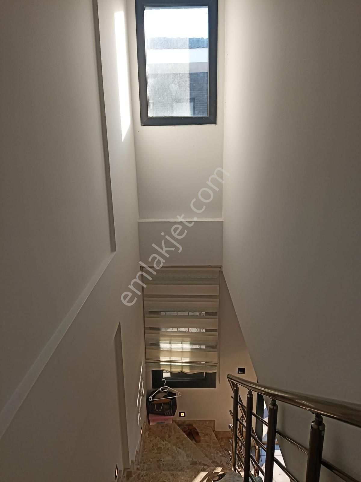 Davutlar Sahil Havuzlu Site Köşe Dubleks Villa - Görsel 12