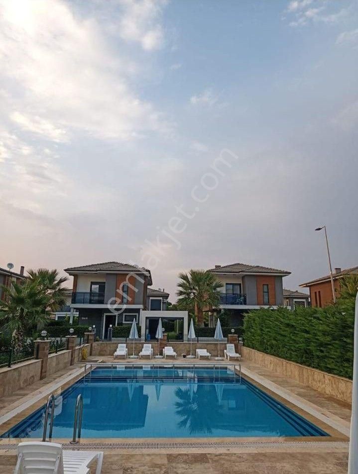 Davutlar Sahil Havuzlu Site Köşe Dubleks Villa - Görsel 4