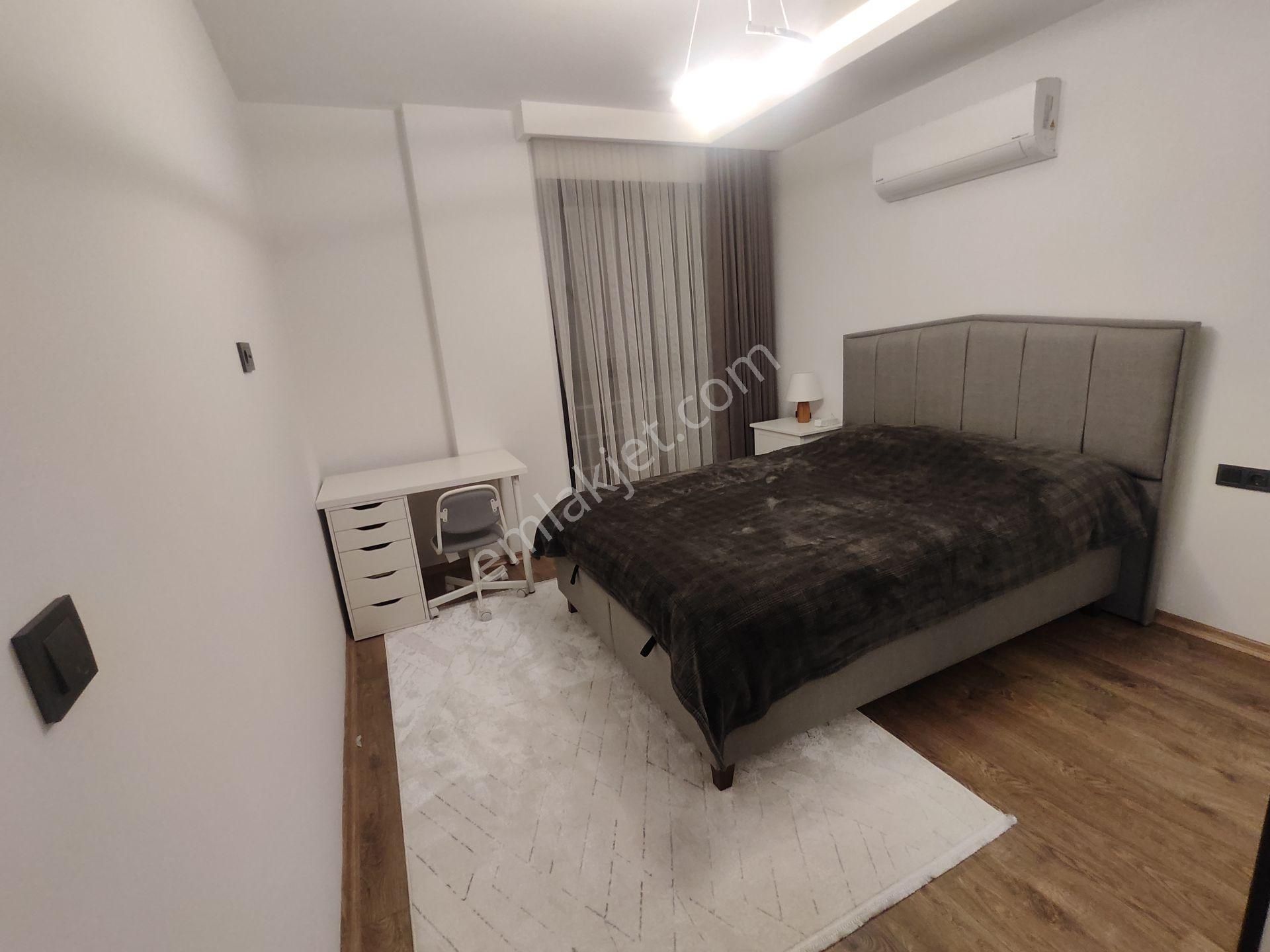 4 Tarafı Bahçeli 3 Havuzlu, Denize Yakın, Dubleks Villa - Görsel 24