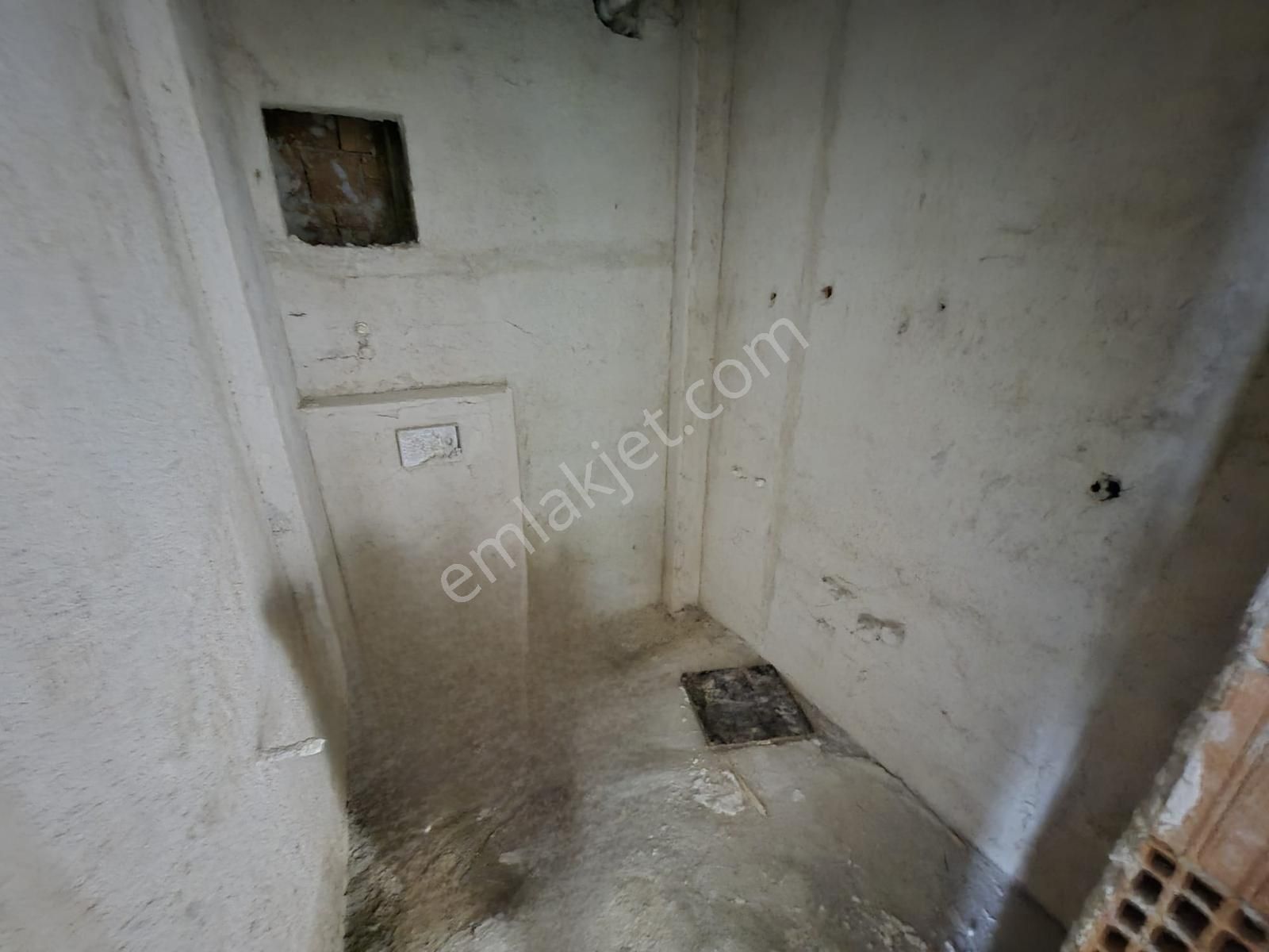 Emek Mahallesinde Satılık Sıfır 1.kat 1+1 Daire - Görsel 6