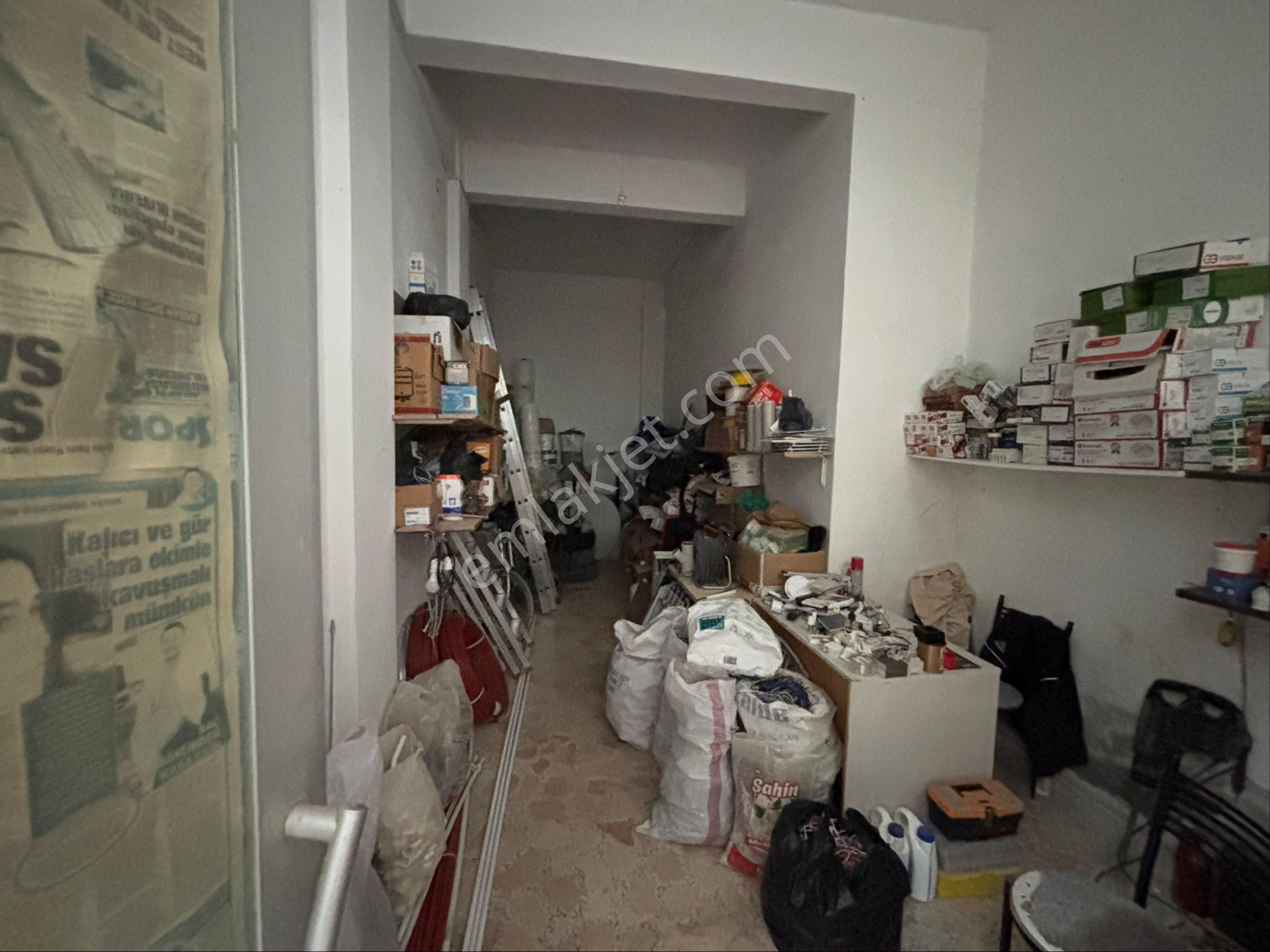 Küçükpazar’a Yürüme Mesafesinde Satılık Dükkan - Görsel 9
