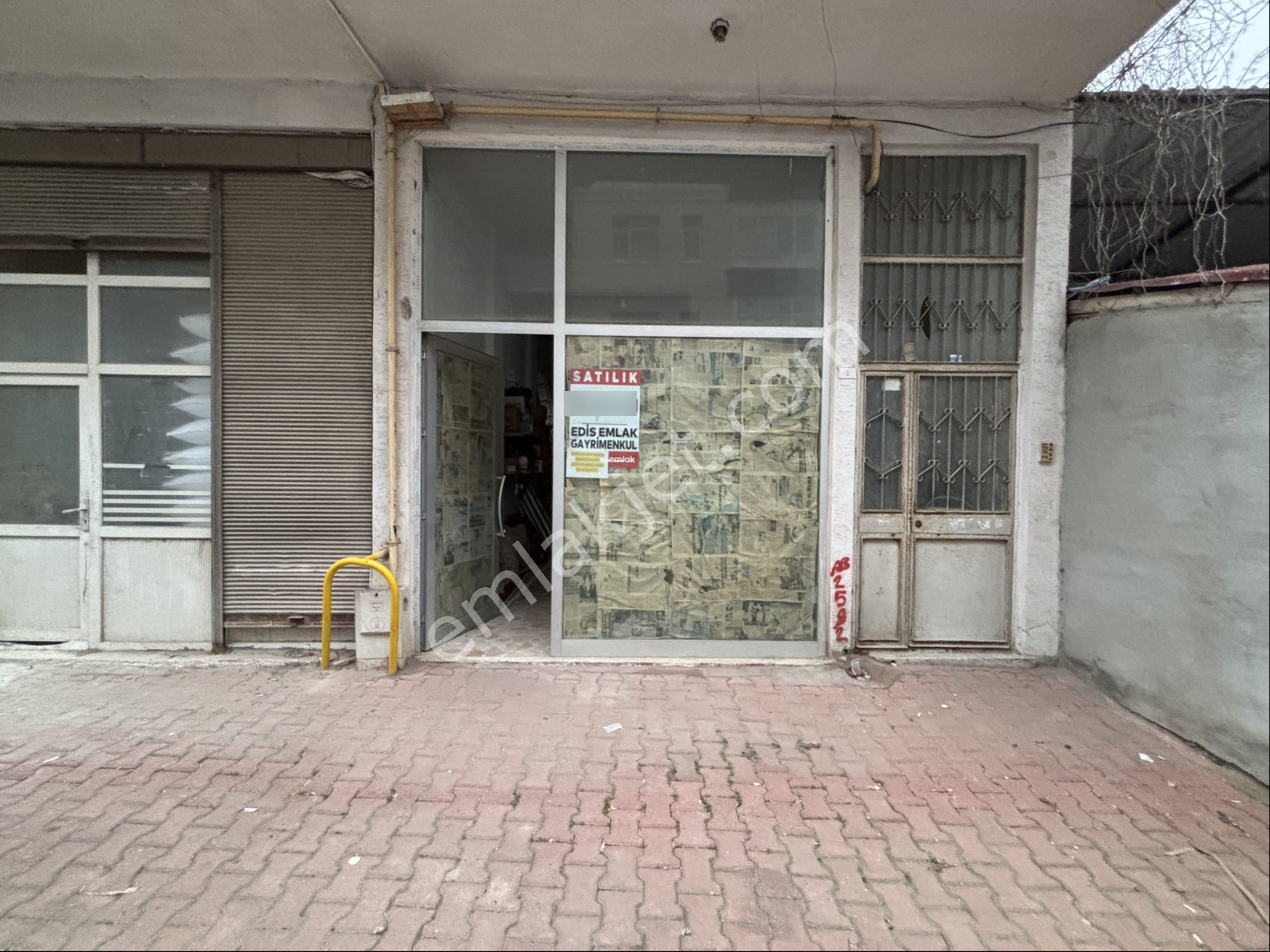 Küçükpazar’a Yürüme Mesafesinde Satılık Dükkan