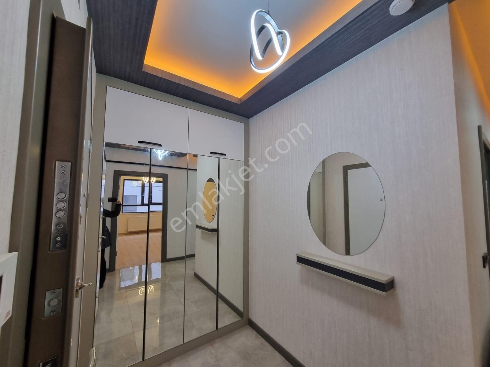 Yenikent Mustafa Kemal Mah.de Lüks Satılık 3+1 Daireler - Görsel 17