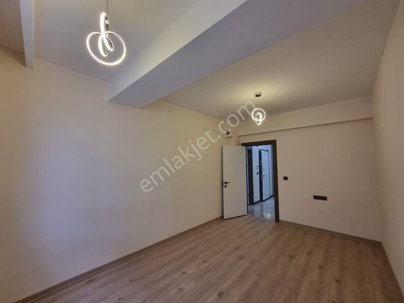 Yenikent Mustafa Kemal Mah.de Lüks Satılık 3+1 Daireler - Görsel 18