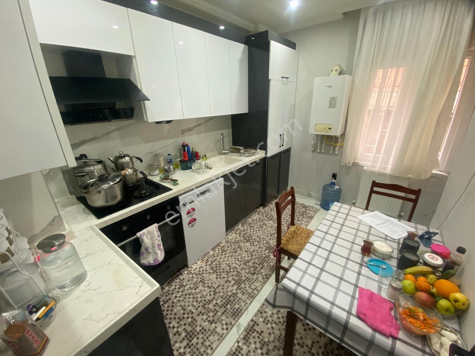 (1200) Keçiören Pınarbaşında 1.katta Full Yapılı Satılık Daire