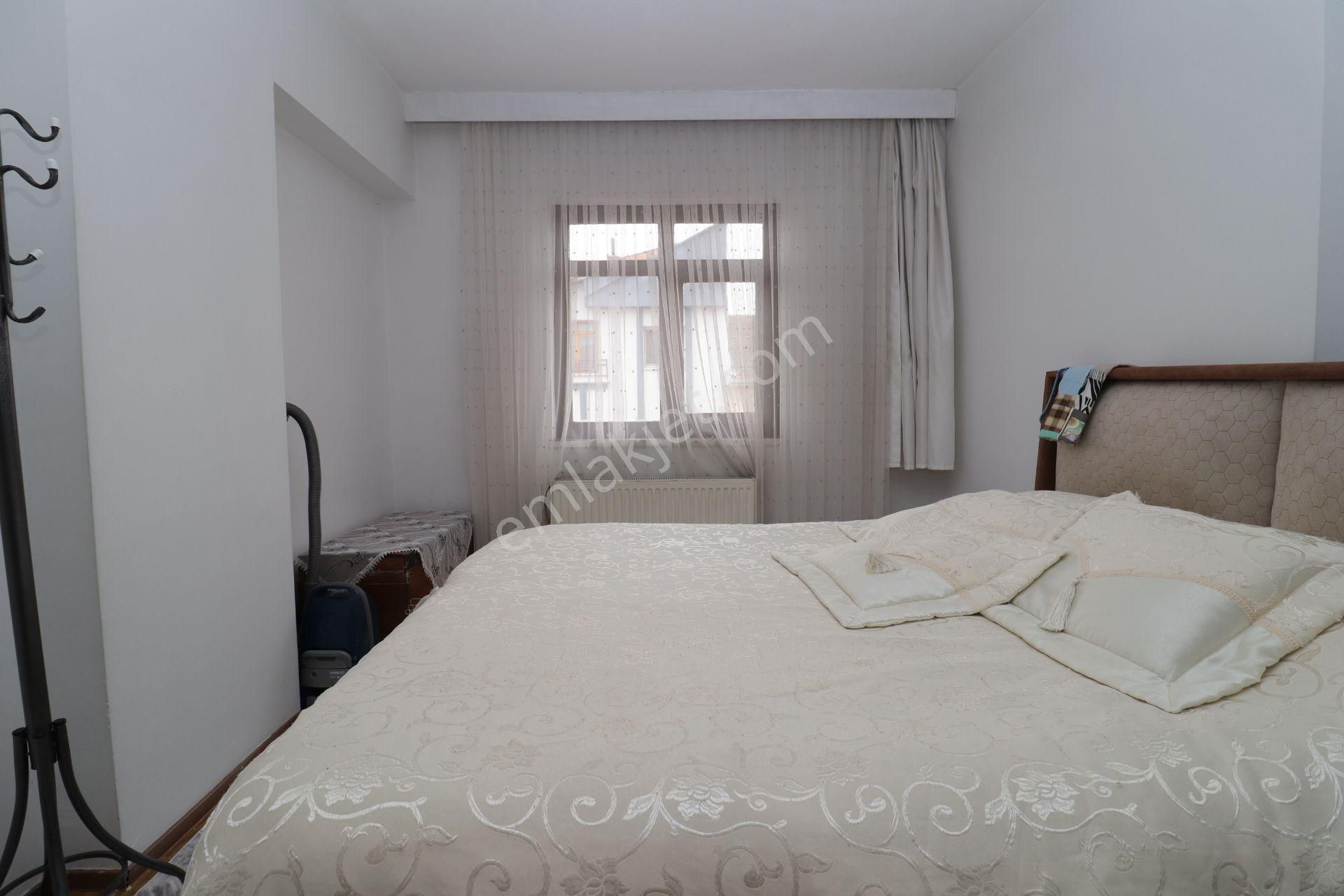 Akif'ten Etimesgut Elvan'da Ön Cephe Önü Açık 3+1 Satılık Daire - Görsel 22