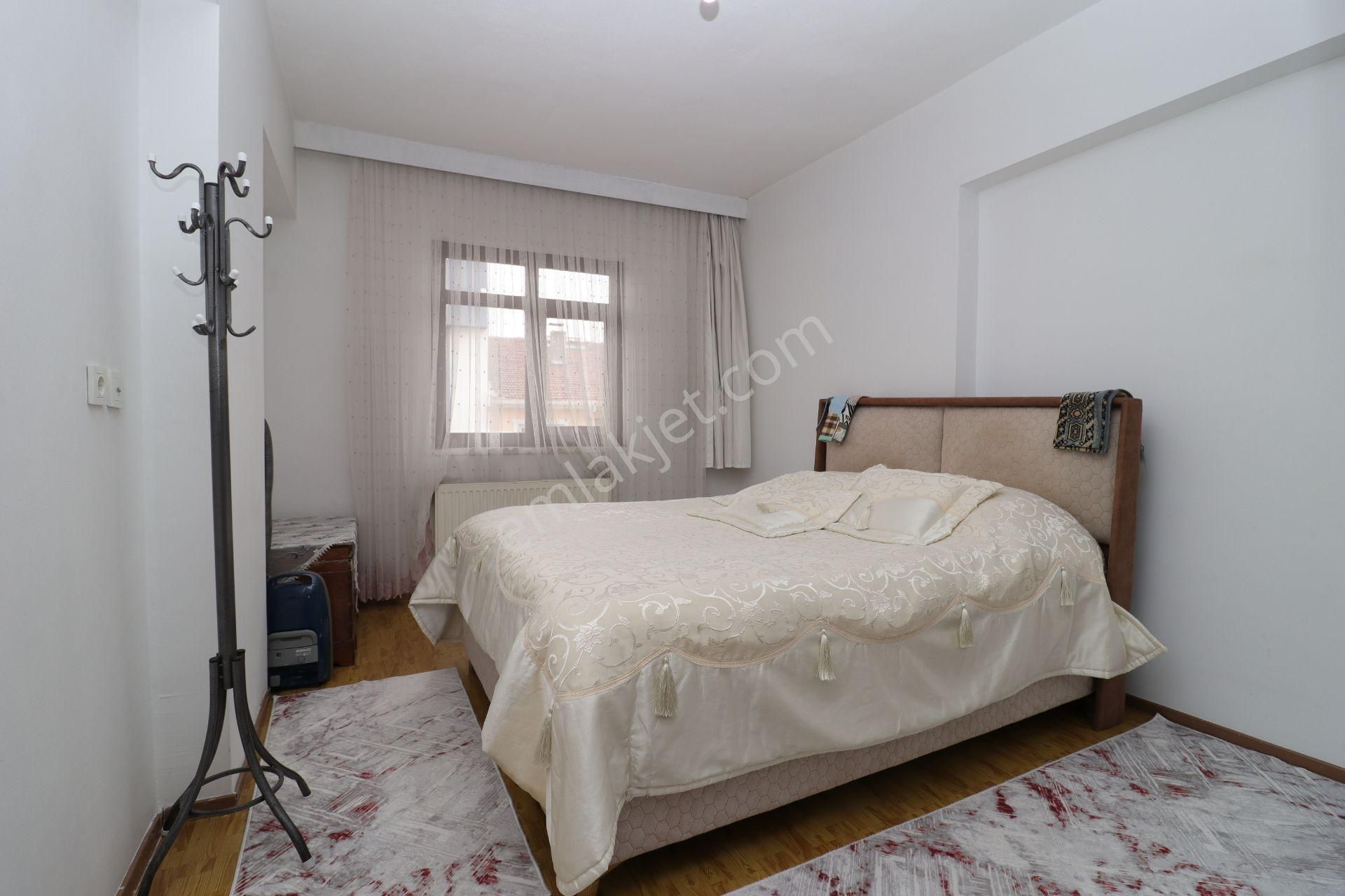 Akif'ten Etimesgut Elvan'da Ön Cephe Önü Açık 3+1 Satılık Daire - Görsel 23