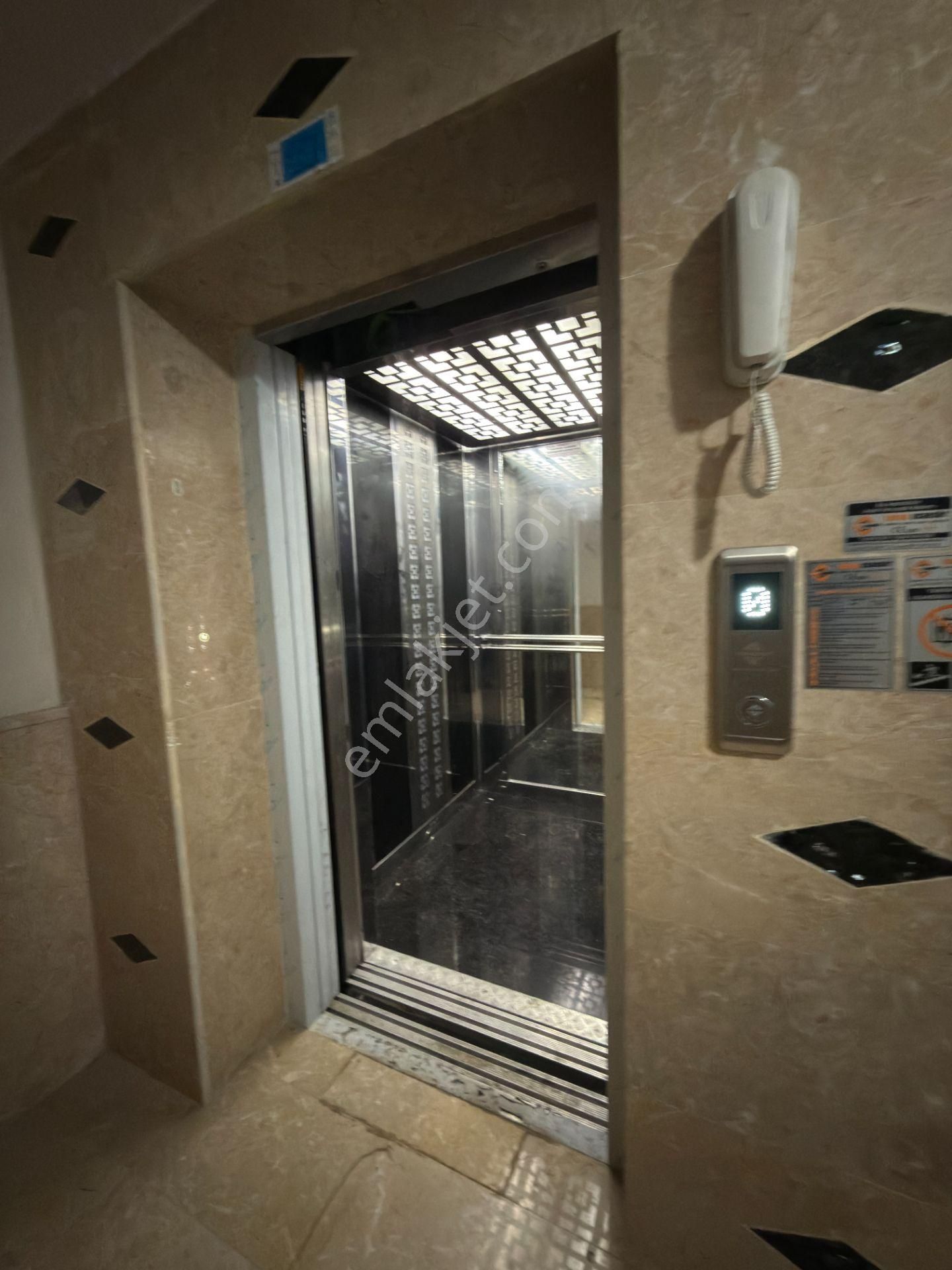 Ufuk Kılıç Emlak'tan Pursaklar Merkez'de 1+1 Full Yapılı Asansörlü Daire - Görsel 25